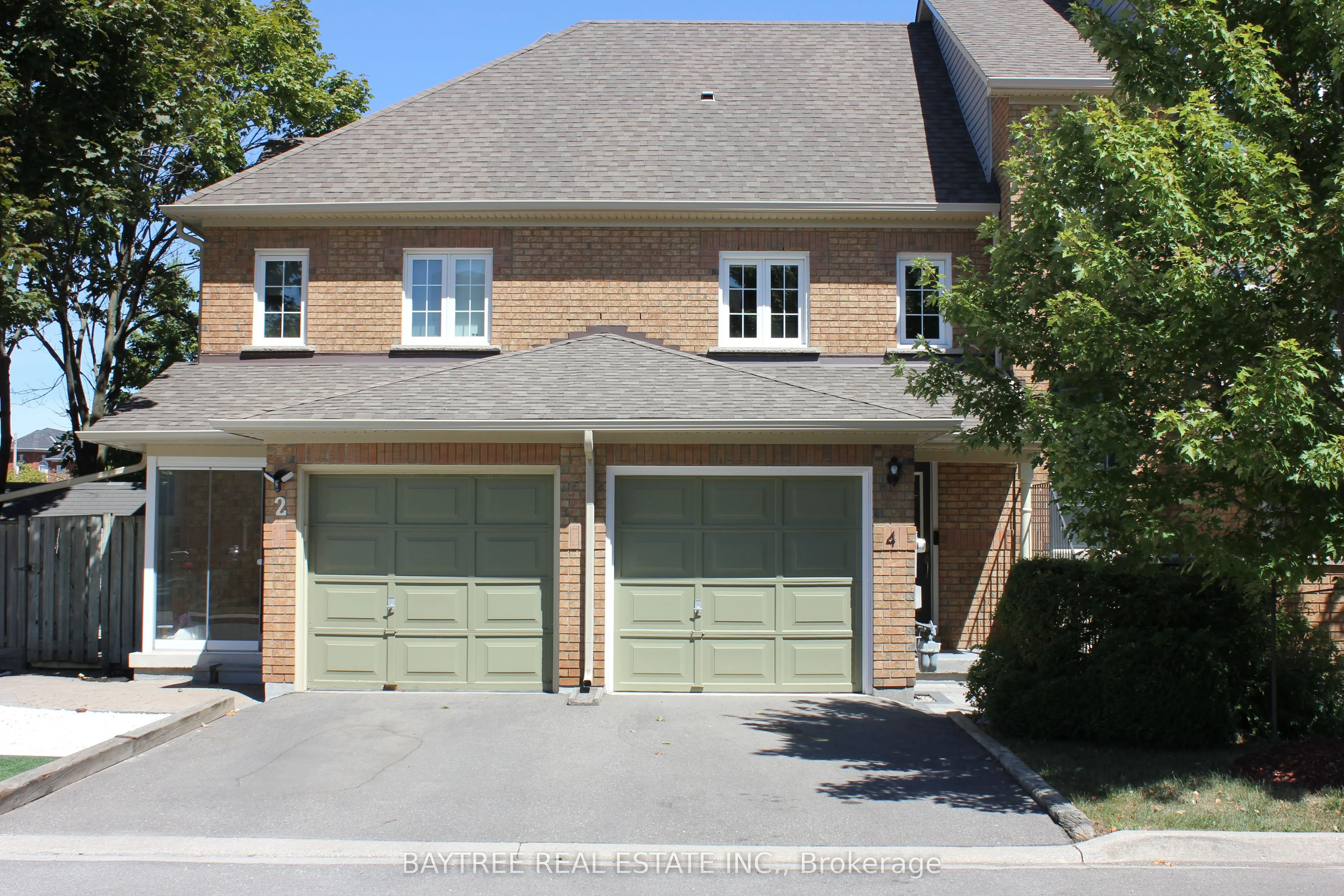 4 Larissa Court, #2