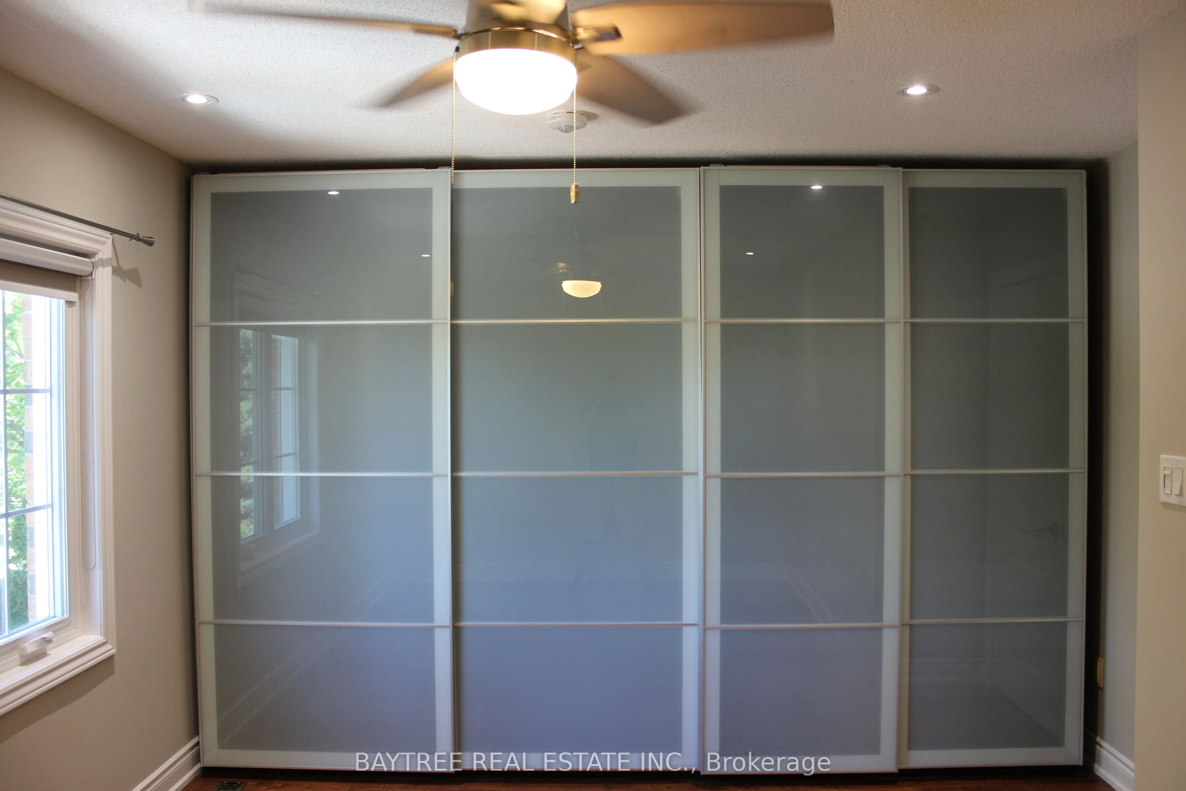 4 Larissa Court, #2