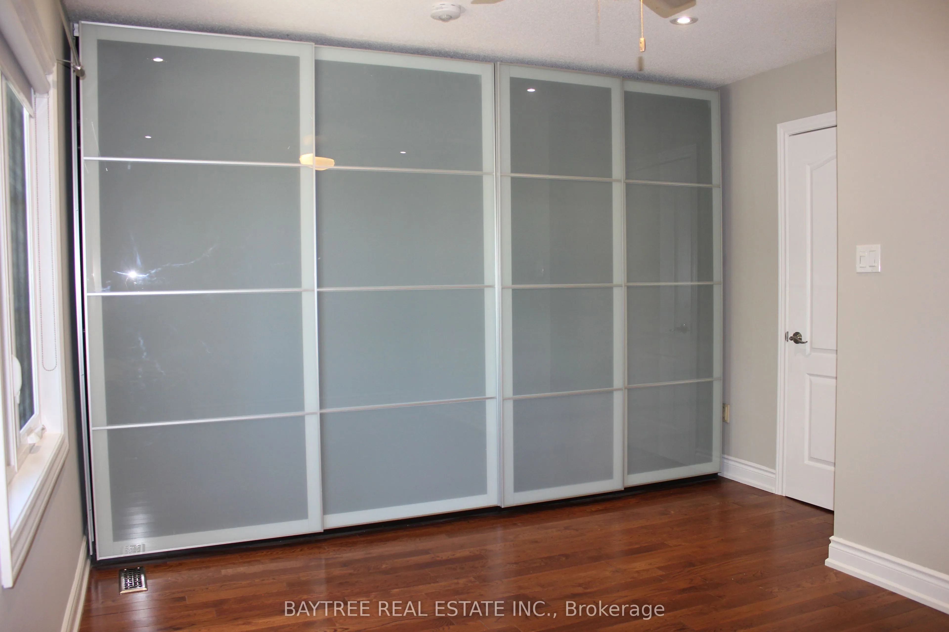 4 Larissa Court, #2