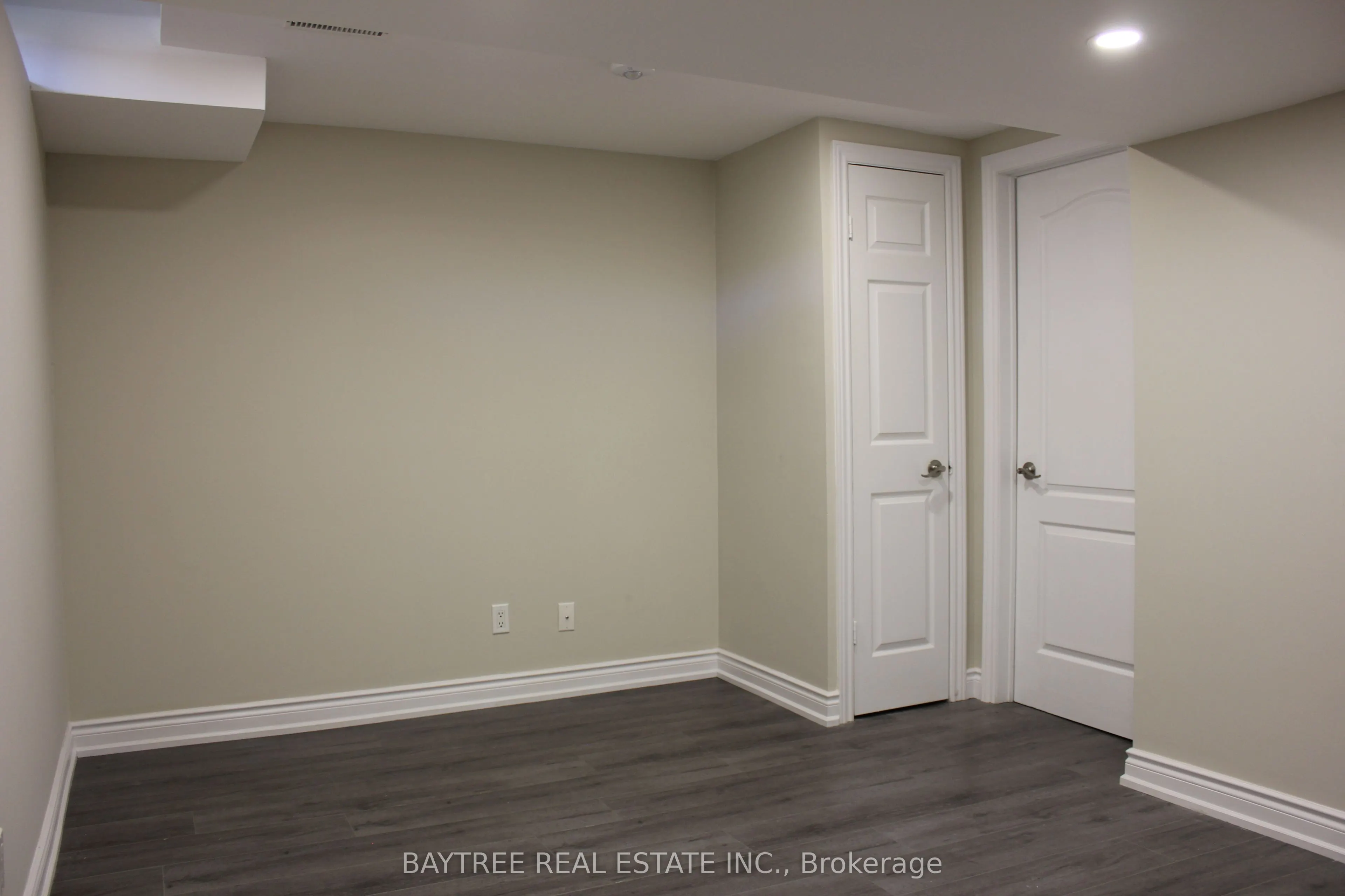 4 Larissa Court, #2