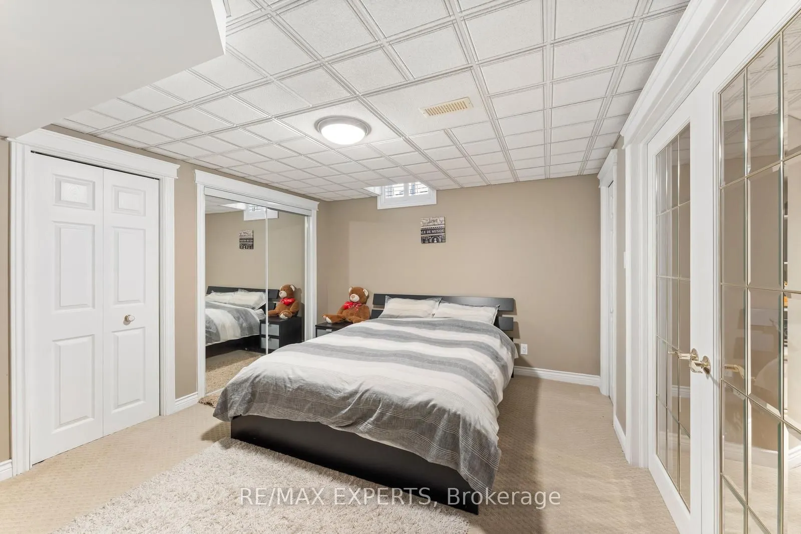 286 Kirby Crescent