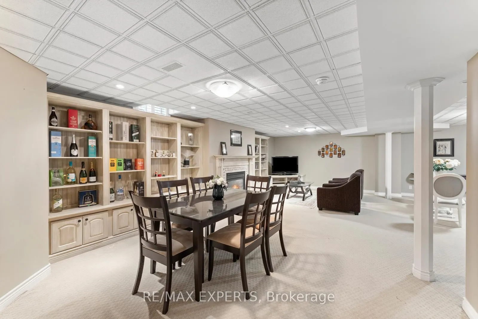 286 Kirby Crescent