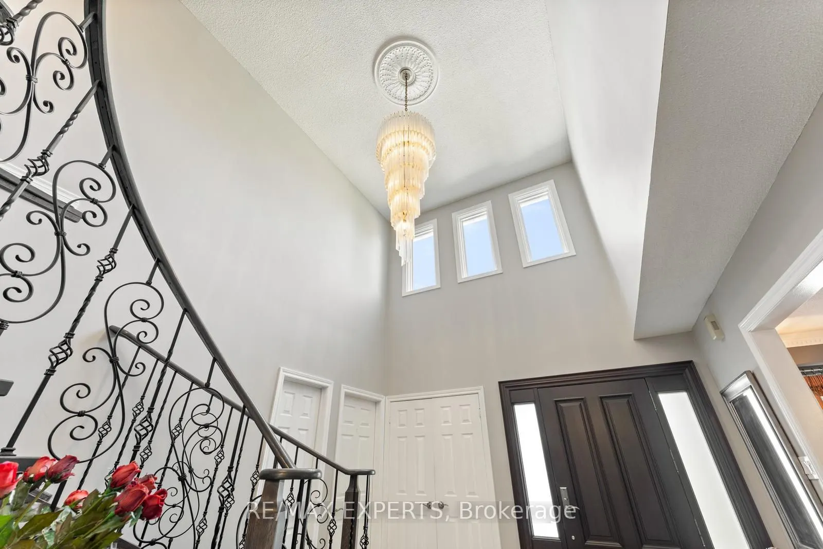 286 Kirby Crescent