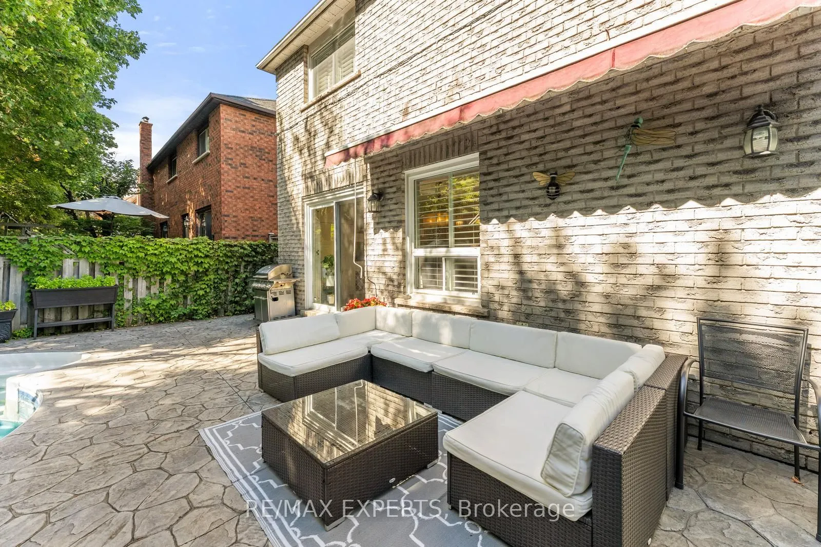 286 Kirby Crescent