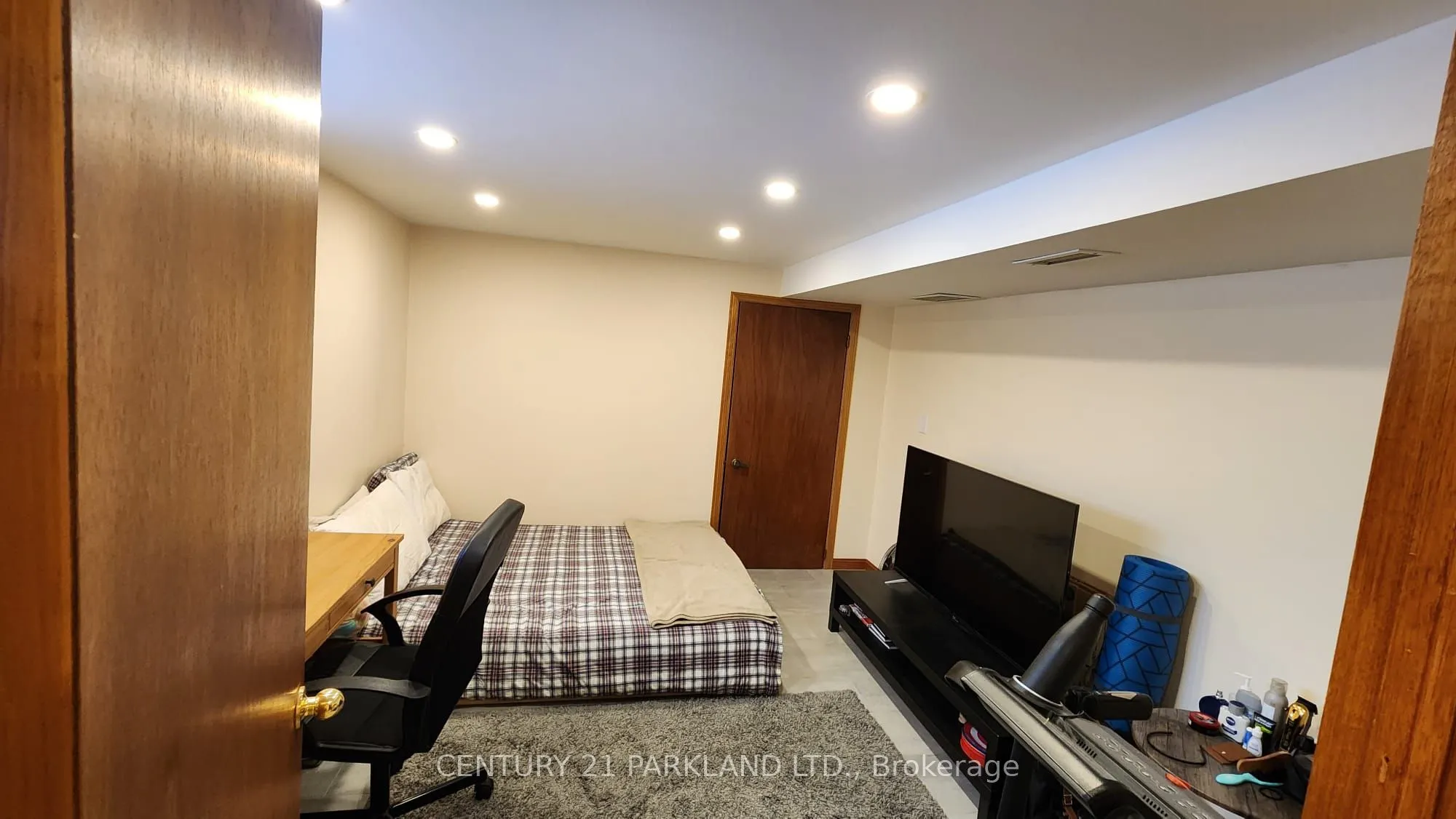 45 Kersey Crescent, #BSMT APT 1