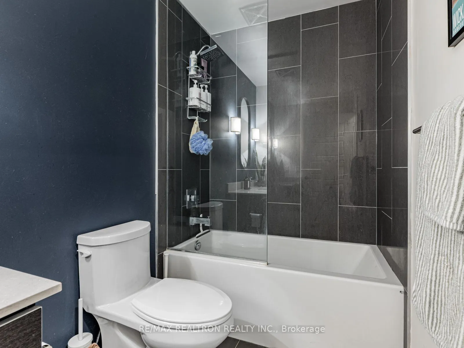 241 Sea Ray Avenue, #A220
