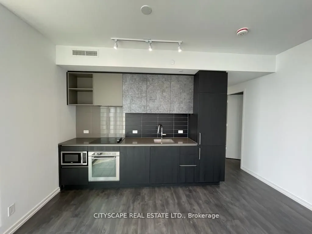 1000 Portage Parkway, #4003