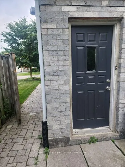 61 Cardinal Crescent, ##bsmt