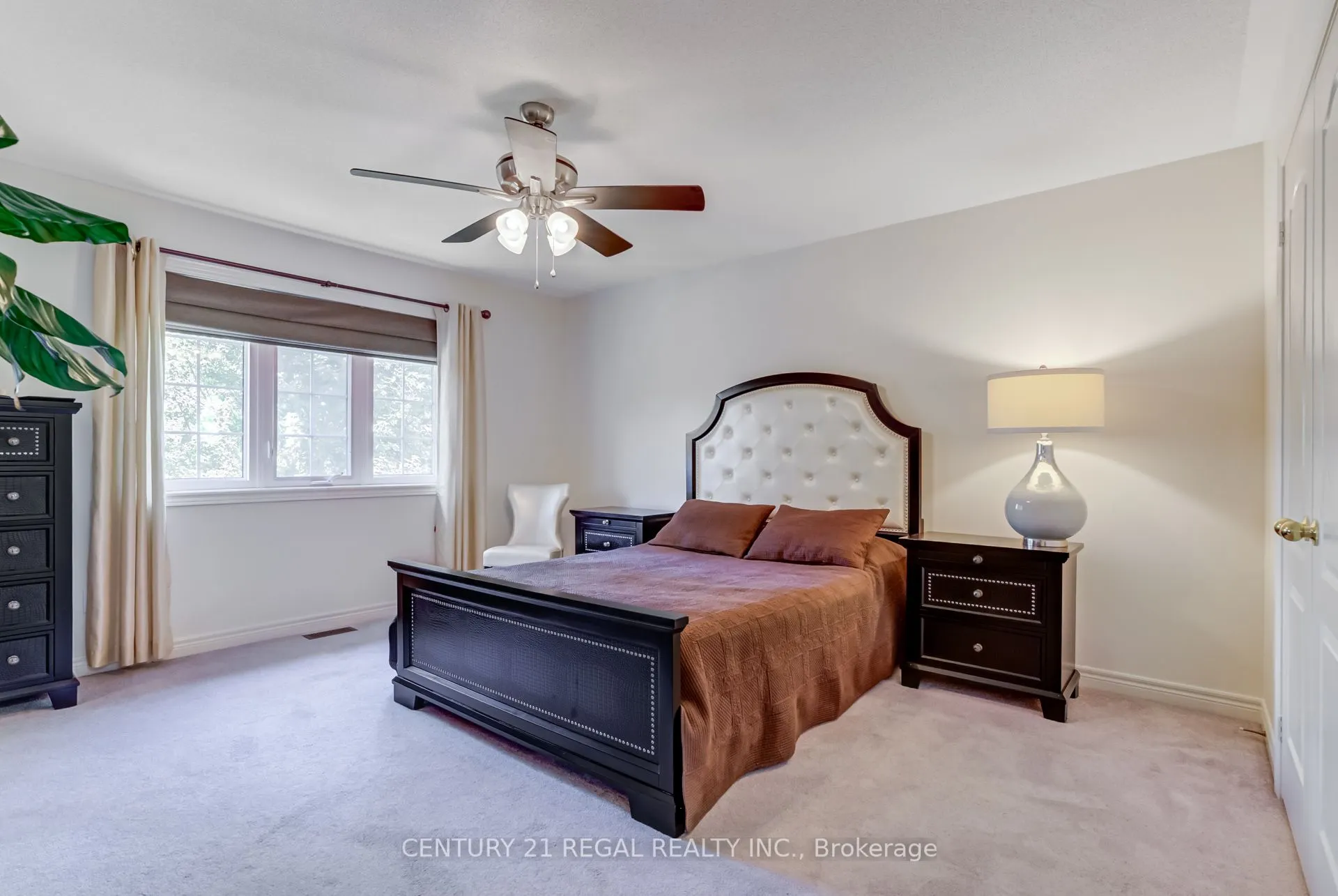 4 Hayfield Avenue