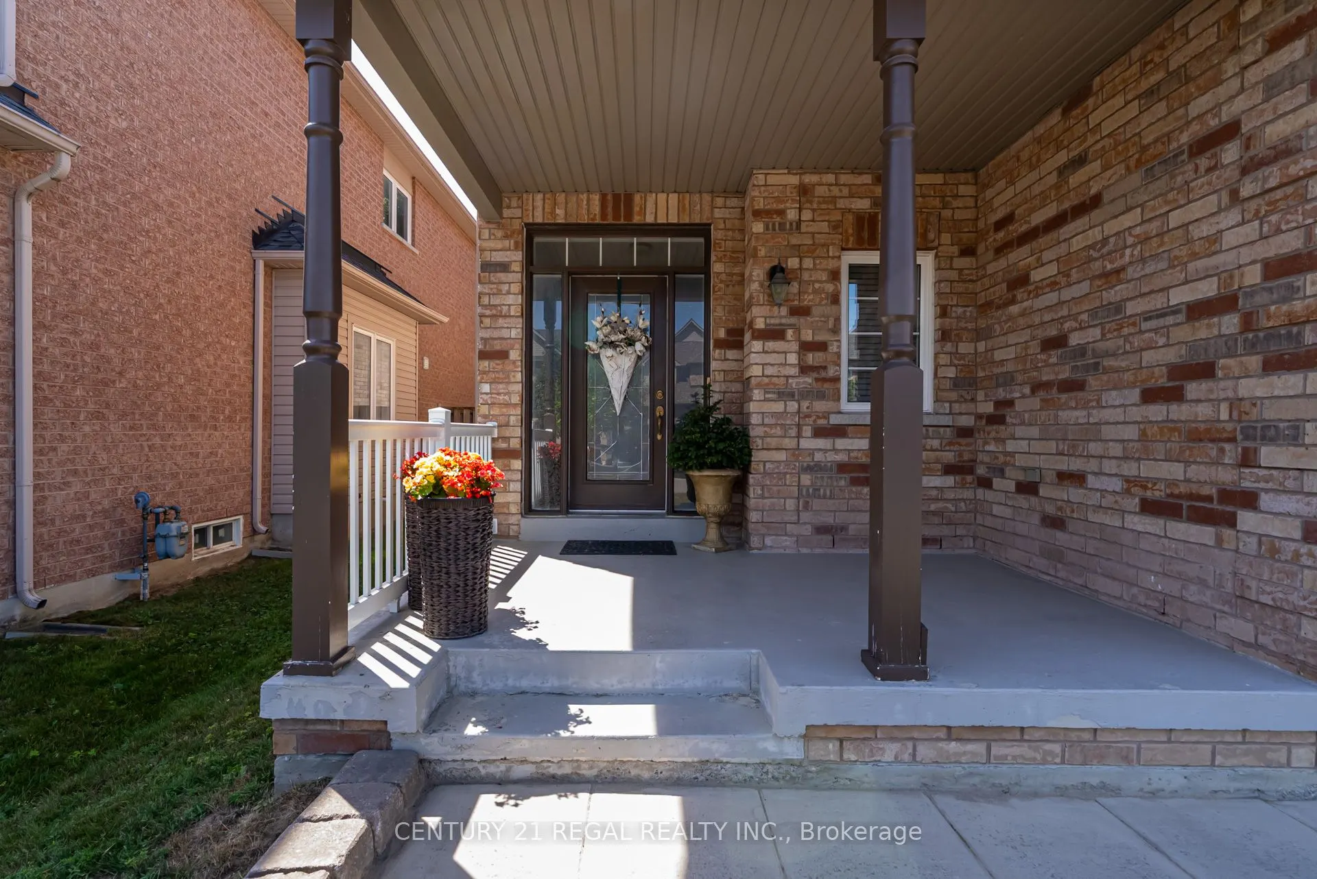 4 Hayfield Avenue