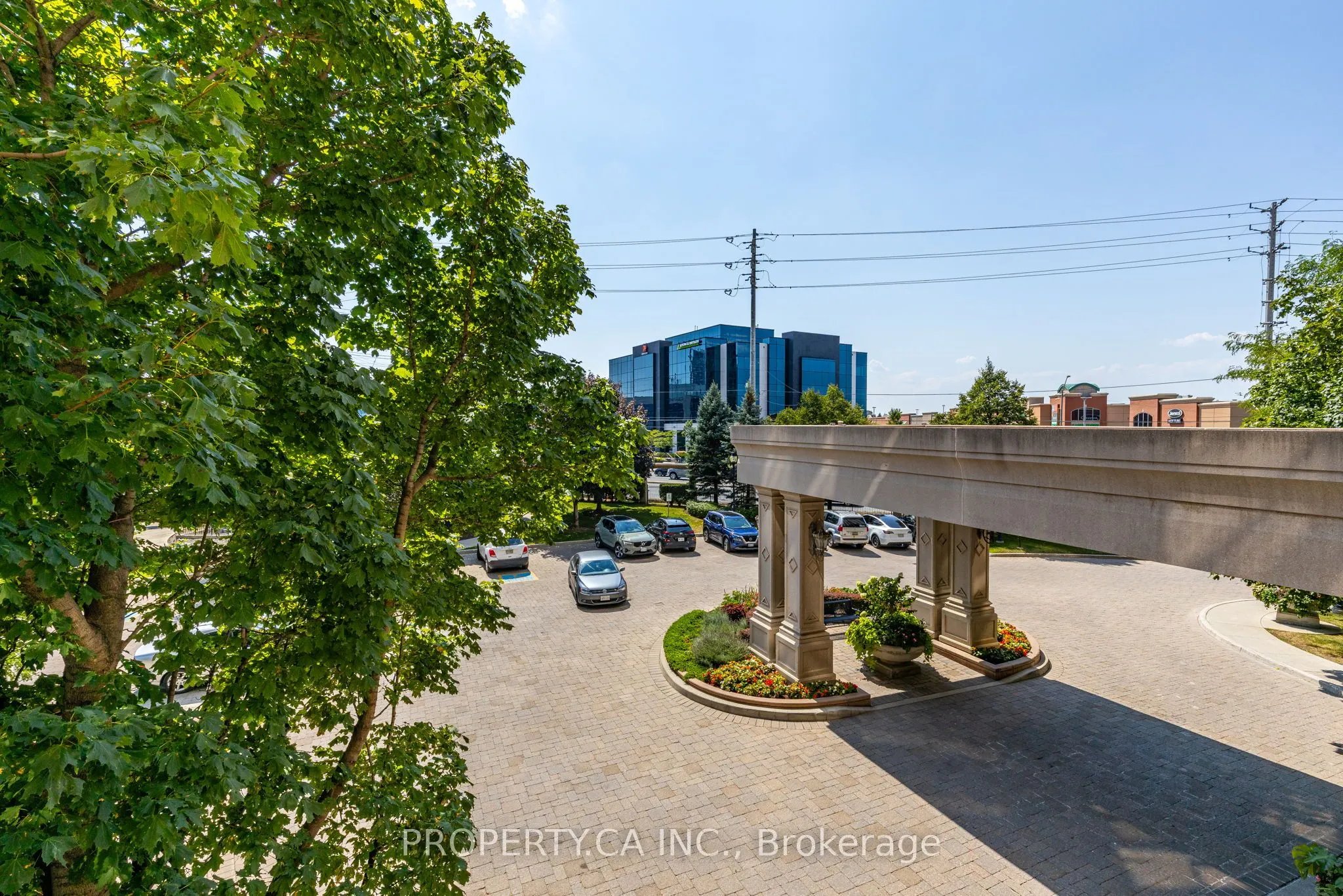 9225 Jane Street, #216