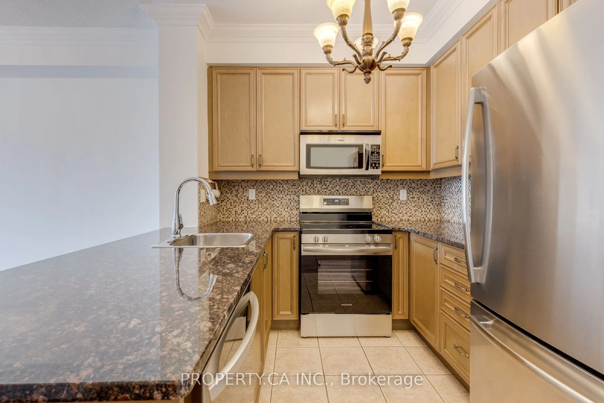 9225 Jane Street, #216