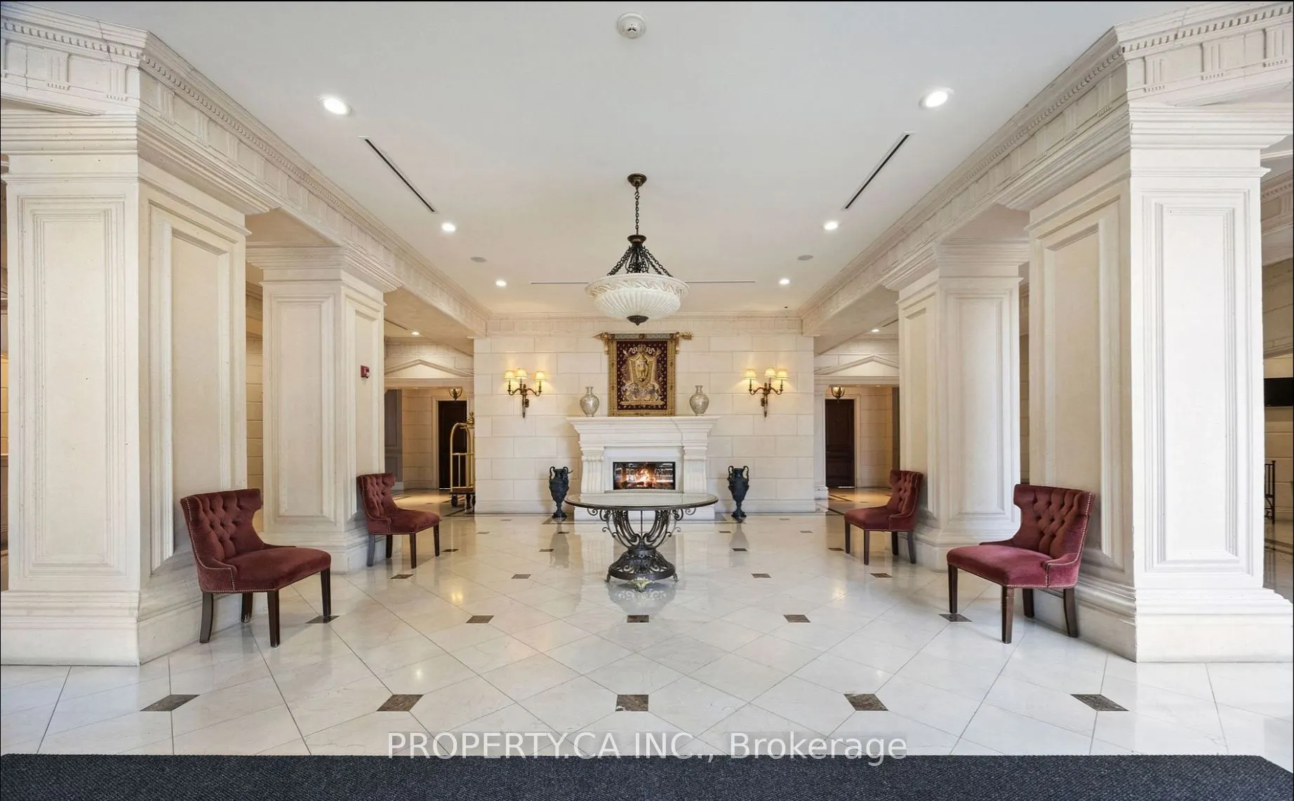 9225 Jane Street, #216