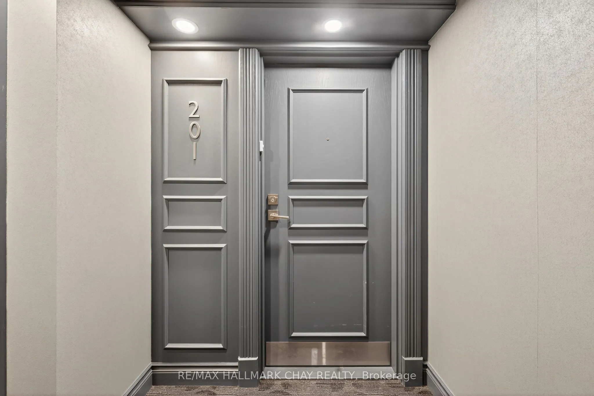 4 Briar Hill Heights, #201