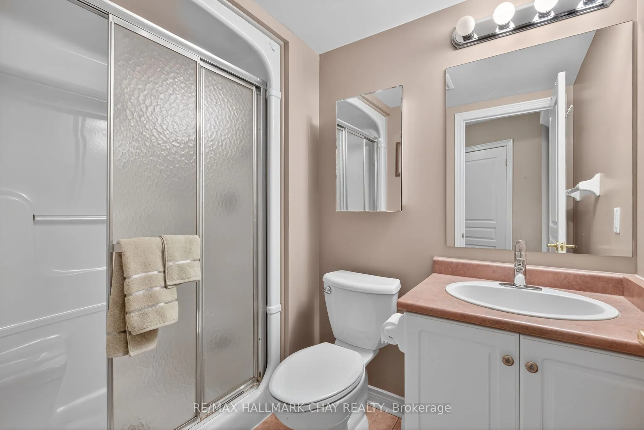 4 Briar Hill Heights, #201