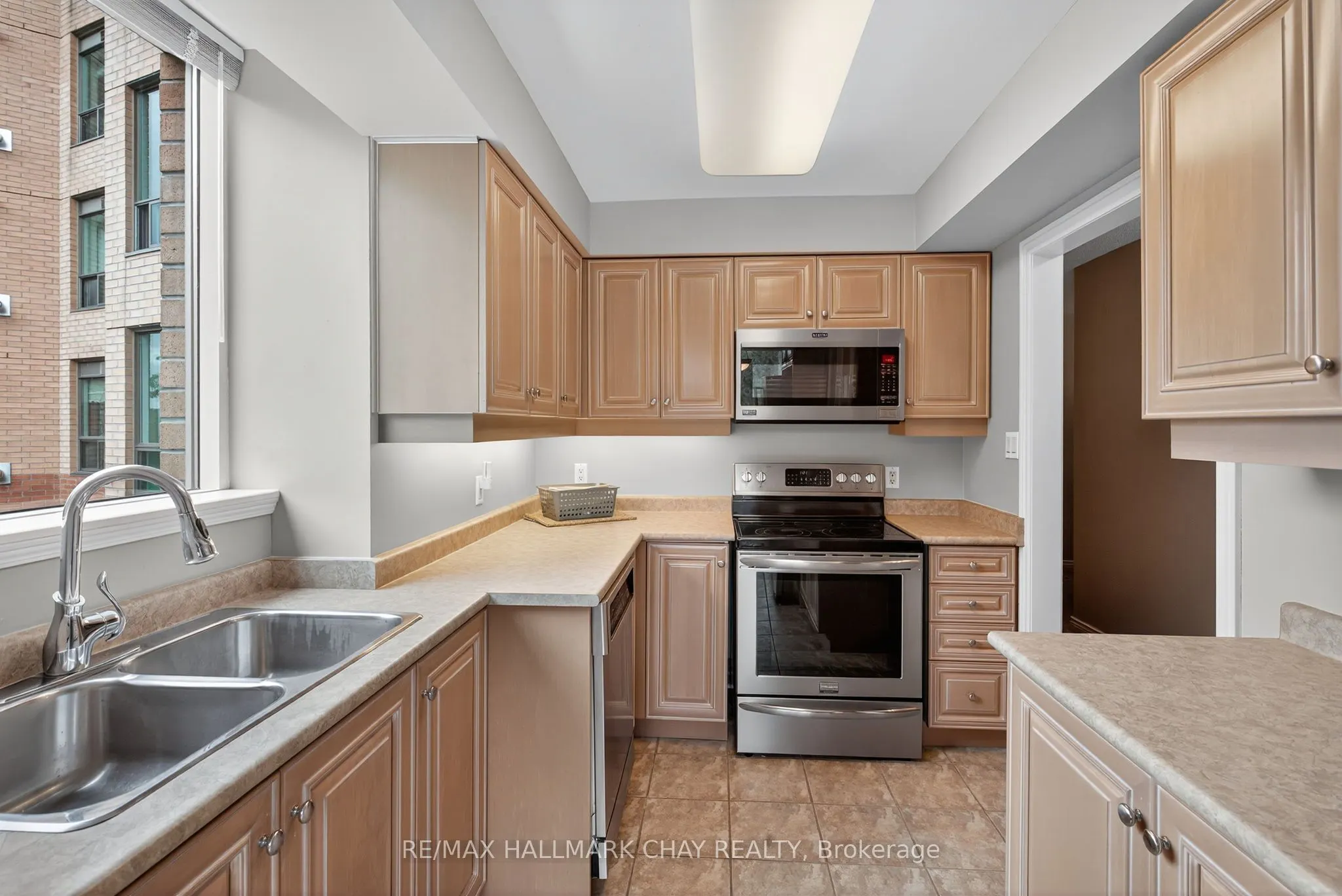 4 Briar Hill Heights, #201