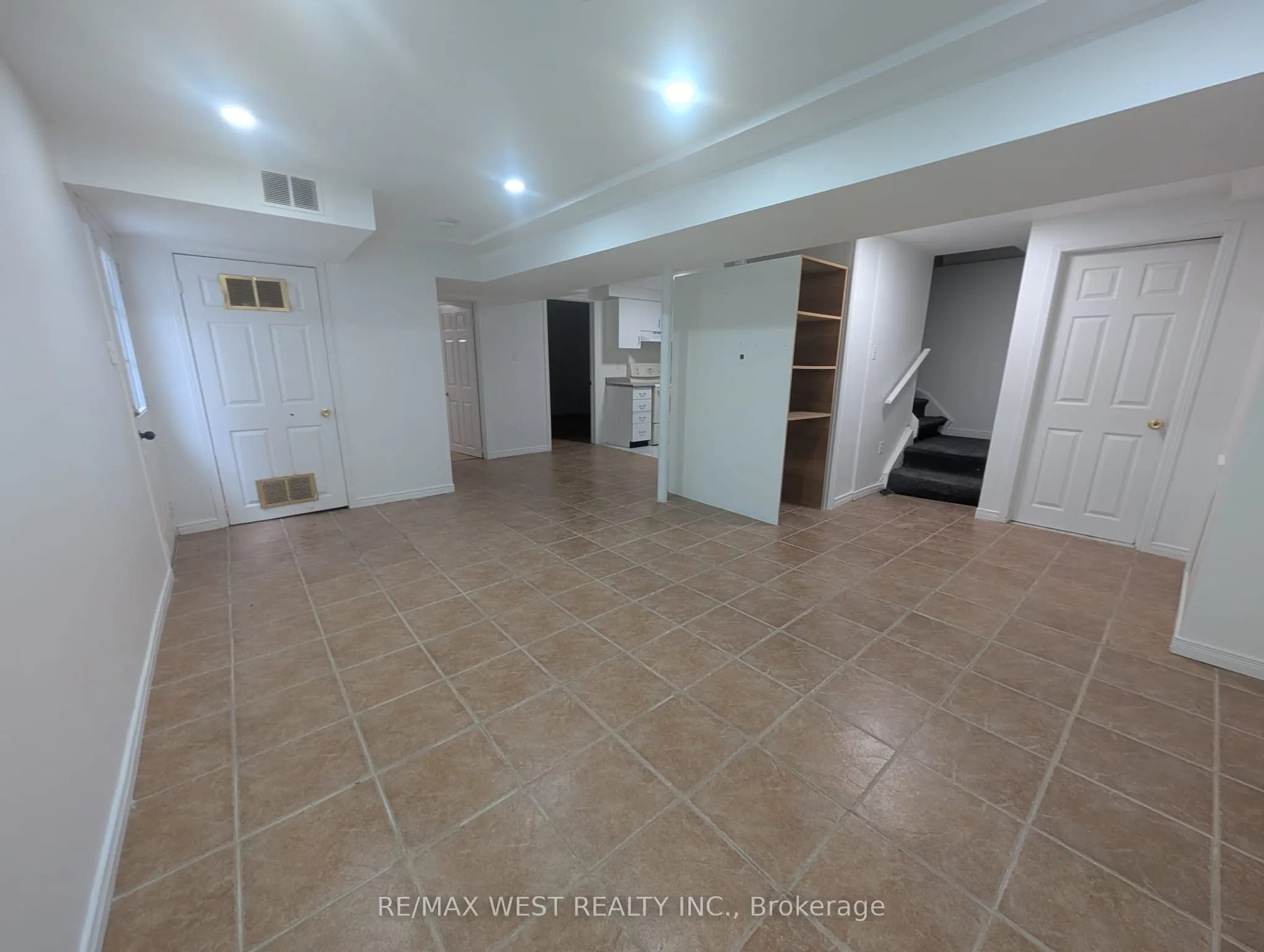 45 Mercer Crescent, #BSMT