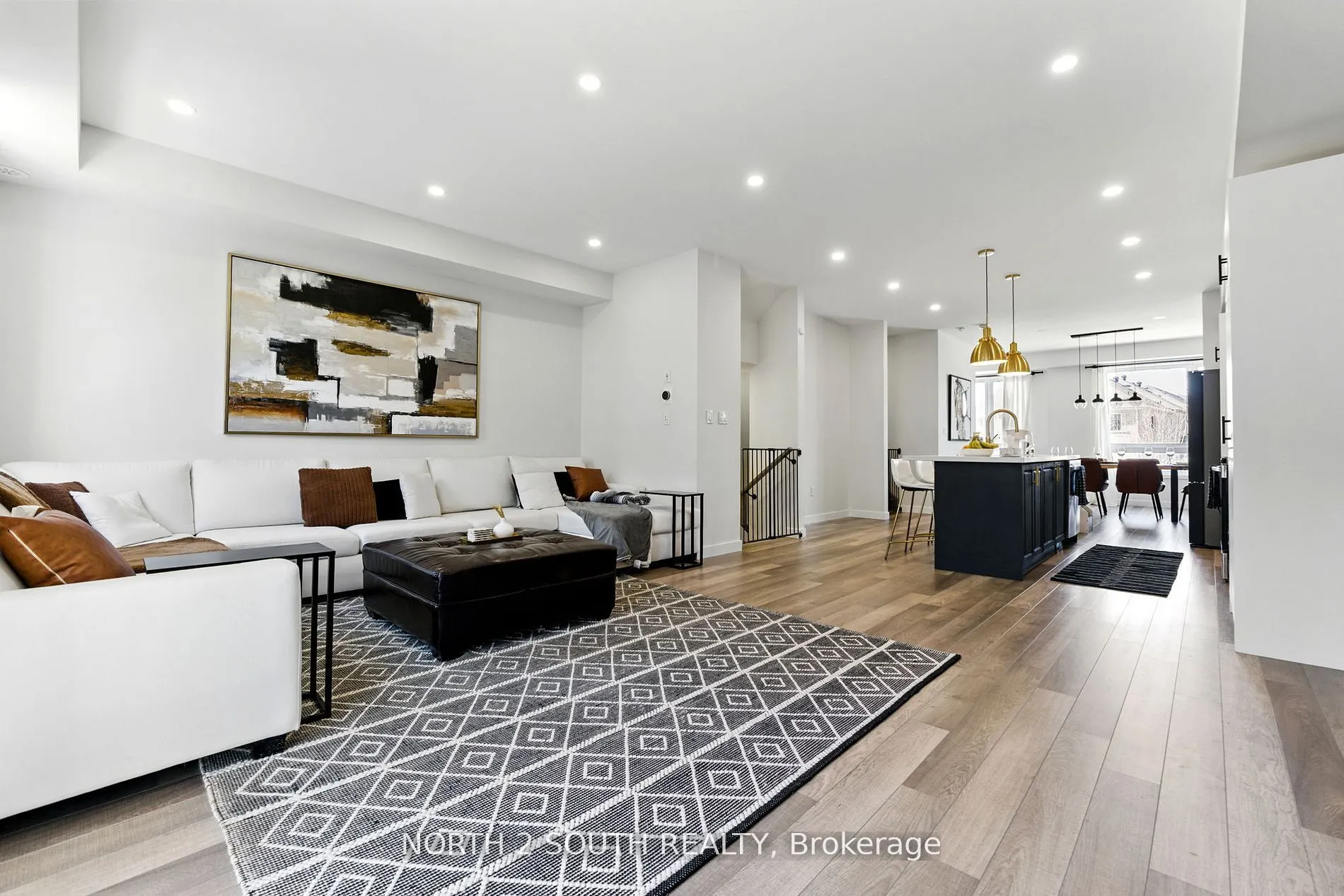 20 Thomas Armstrong Lane, #10