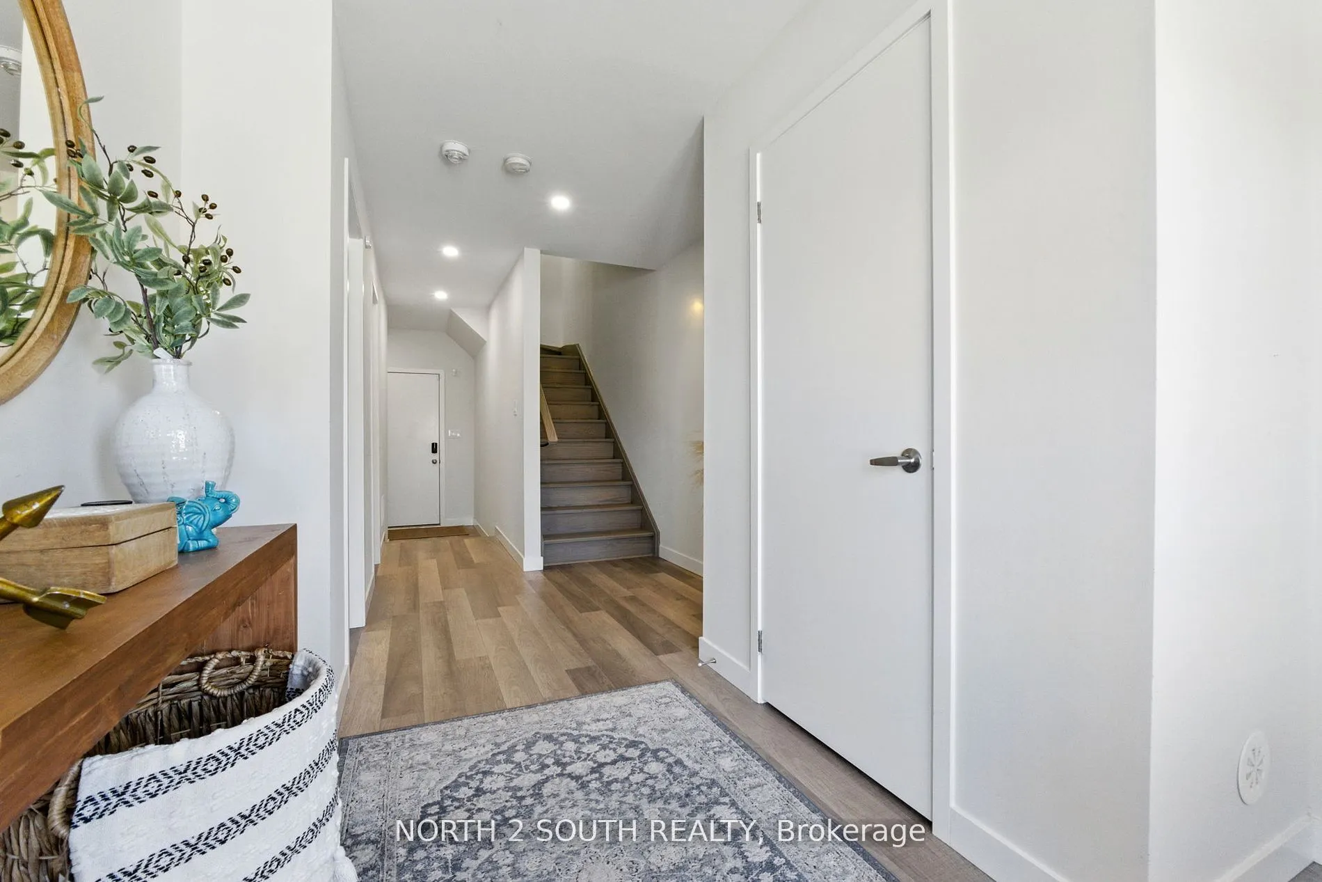 20 Thomas Armstrong Lane, #10
