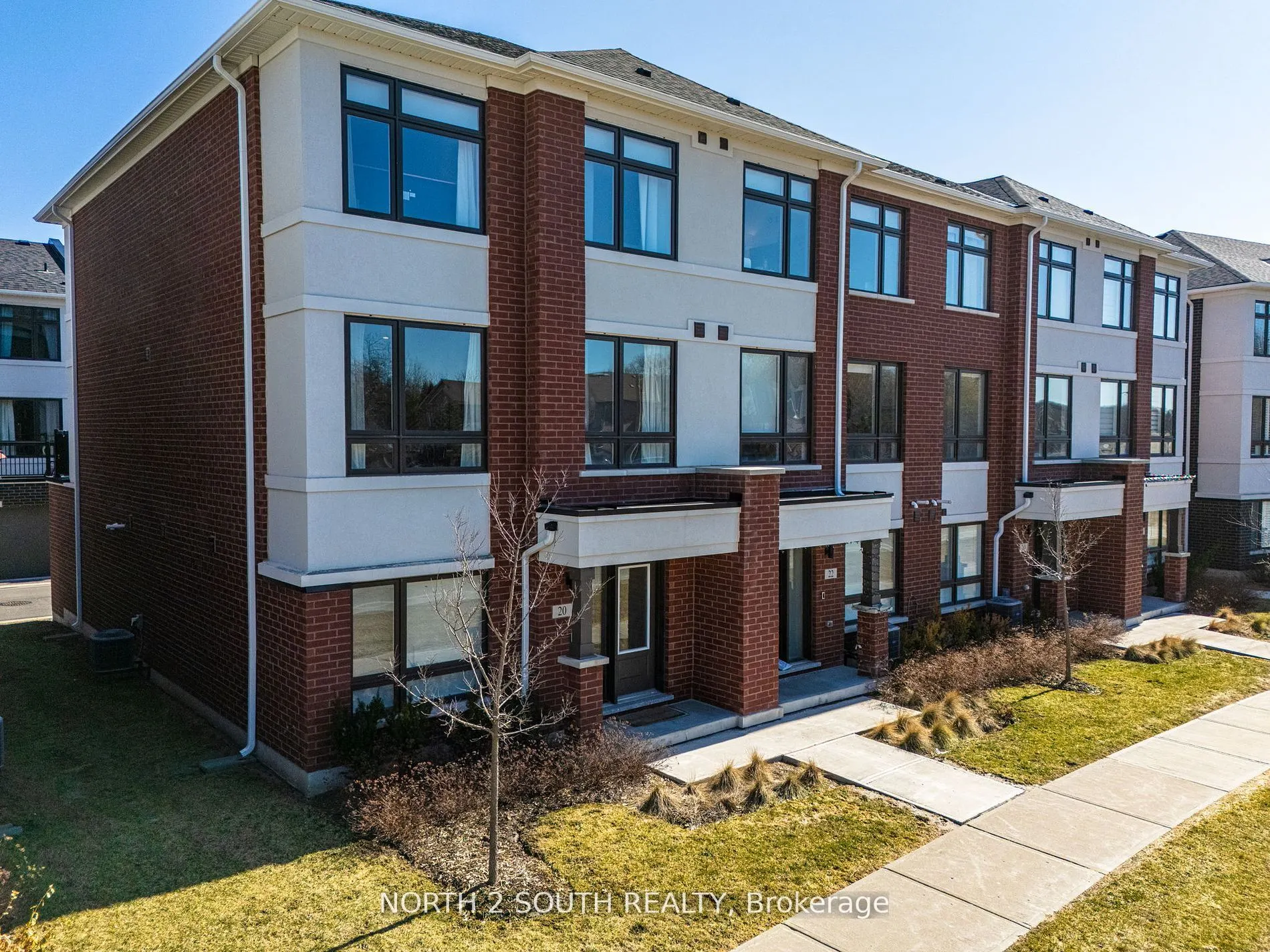 20 Thomas Armstrong Lane, #10
