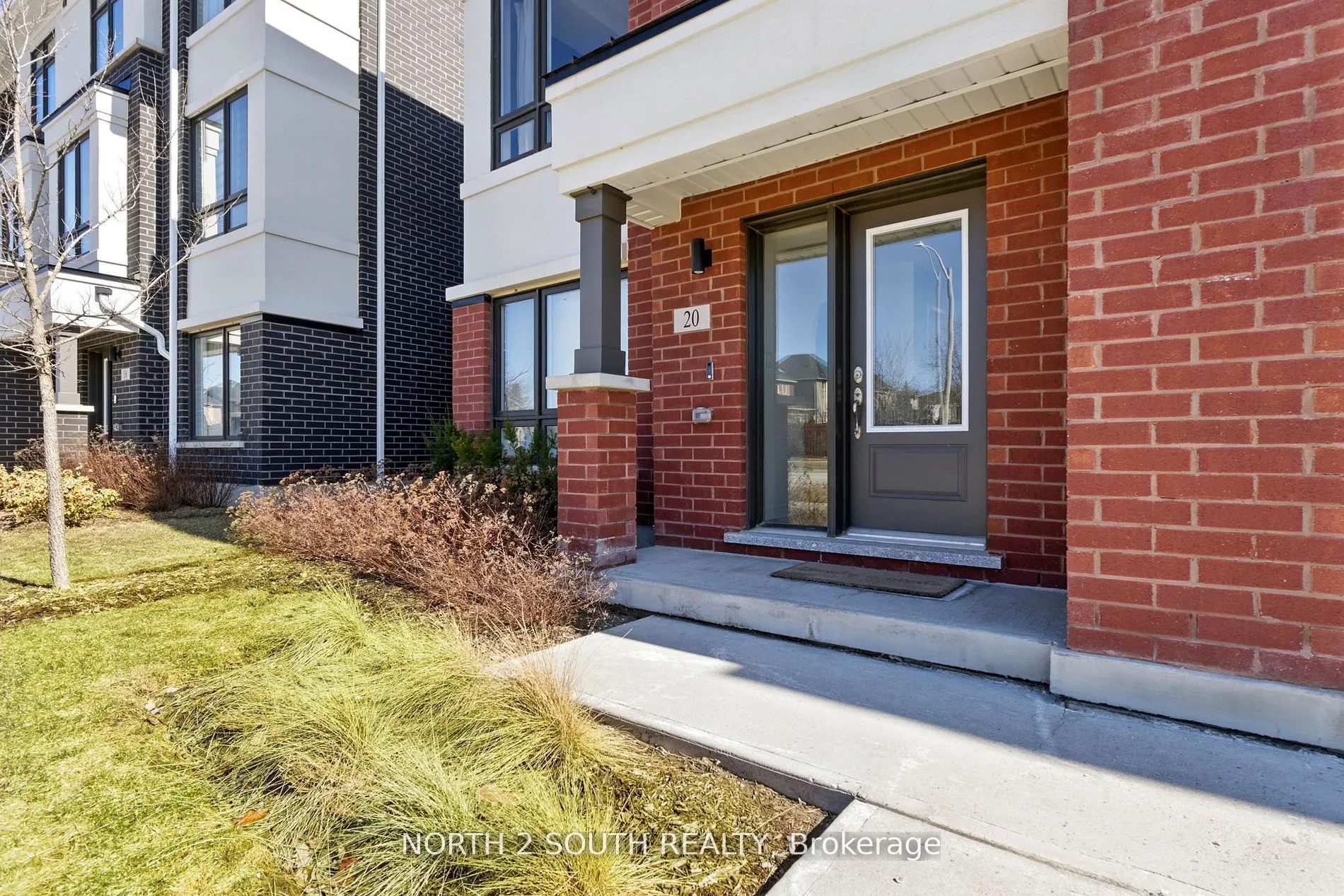 20 Thomas Armstrong Lane, #10