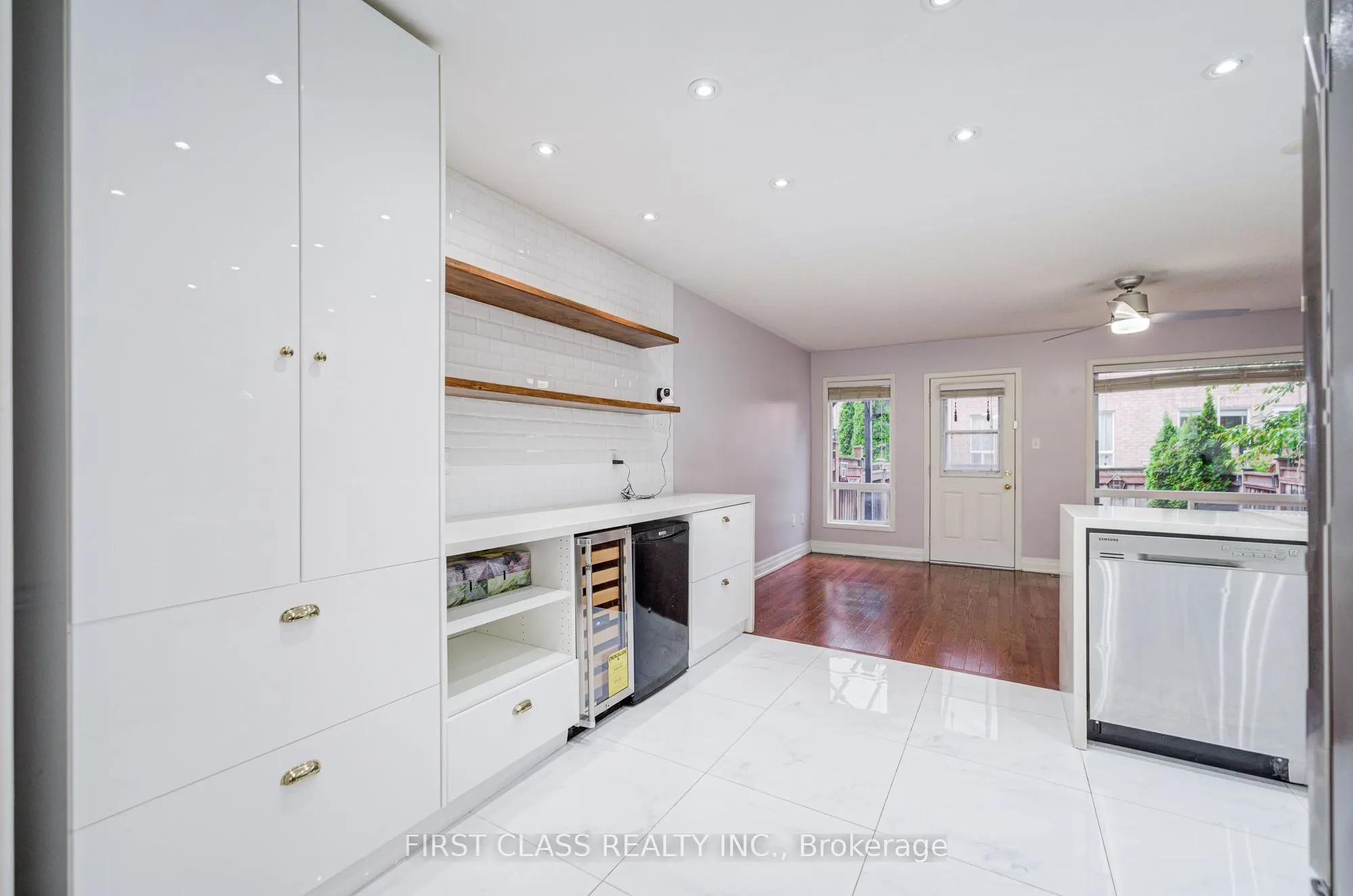216 Zokol Drive