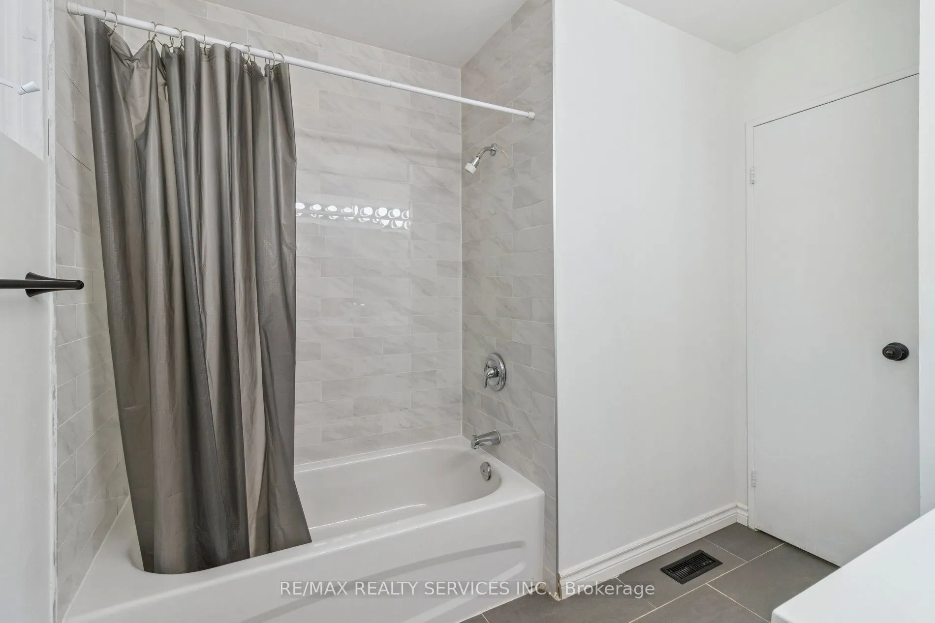 769 Greenfield Crescent, #Entire Property