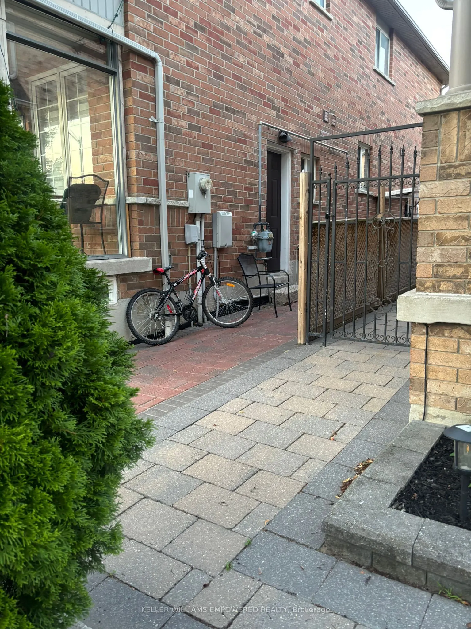 53 Dybal Street