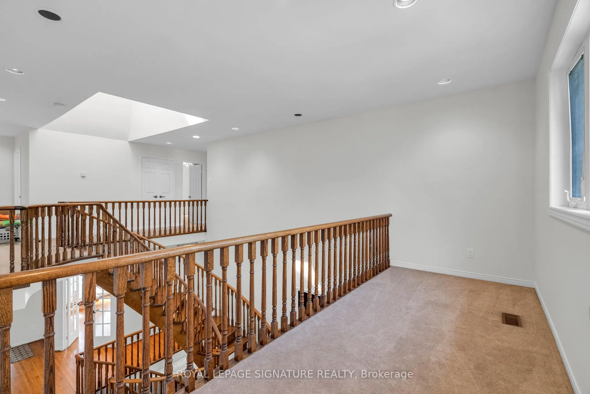 34 Barclay Court