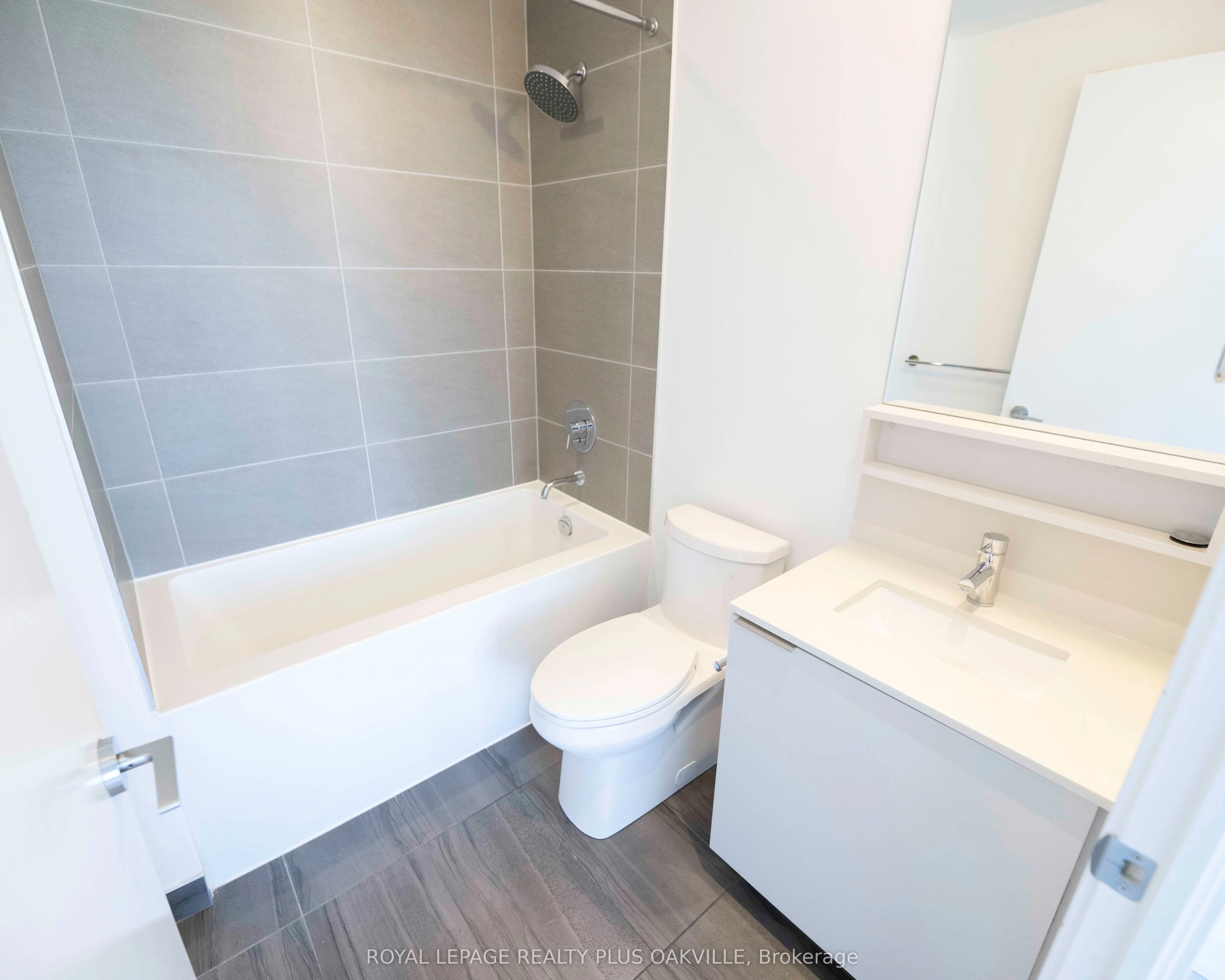 950 Portage Parkway, #3315