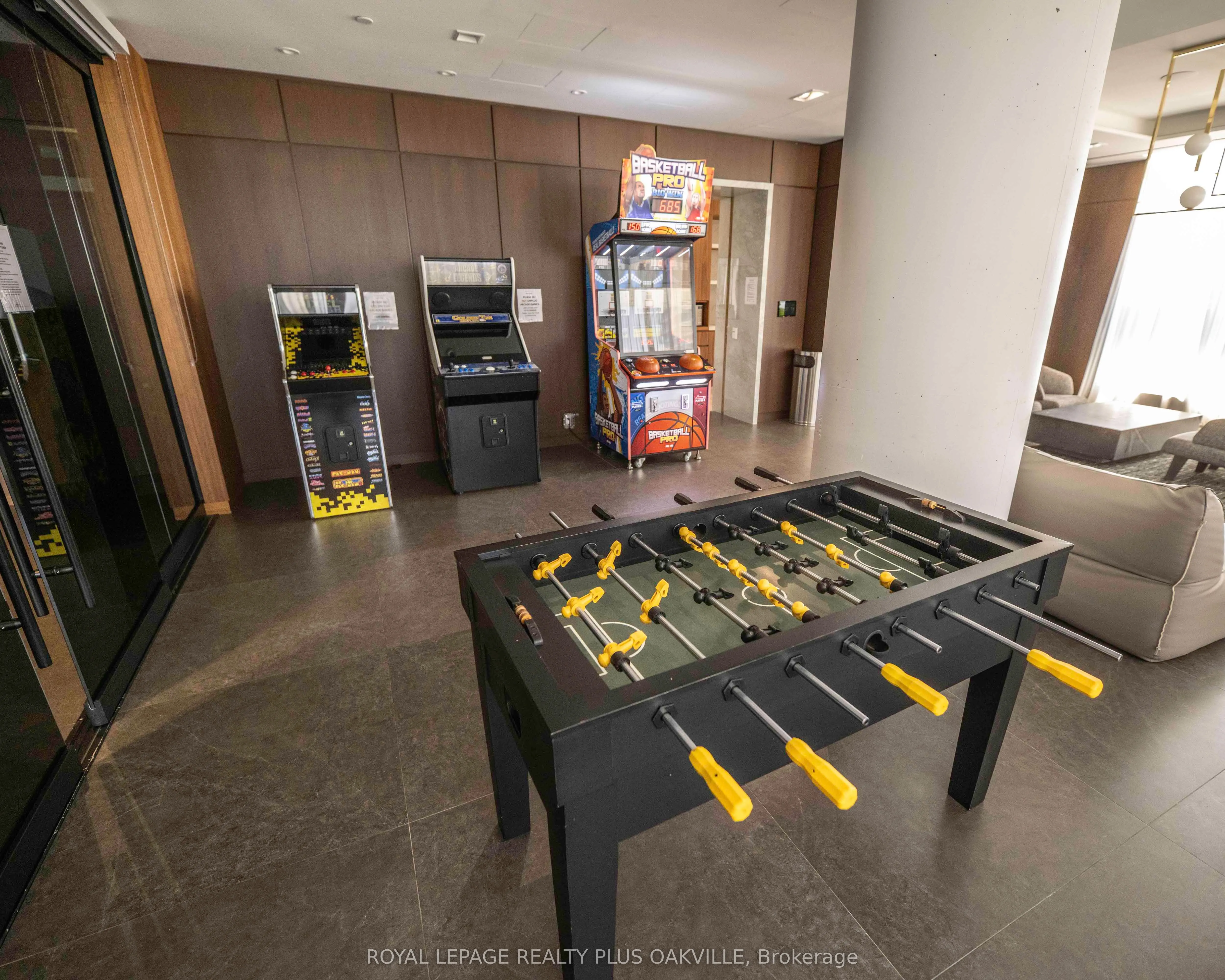 950 Portage Parkway, #3315