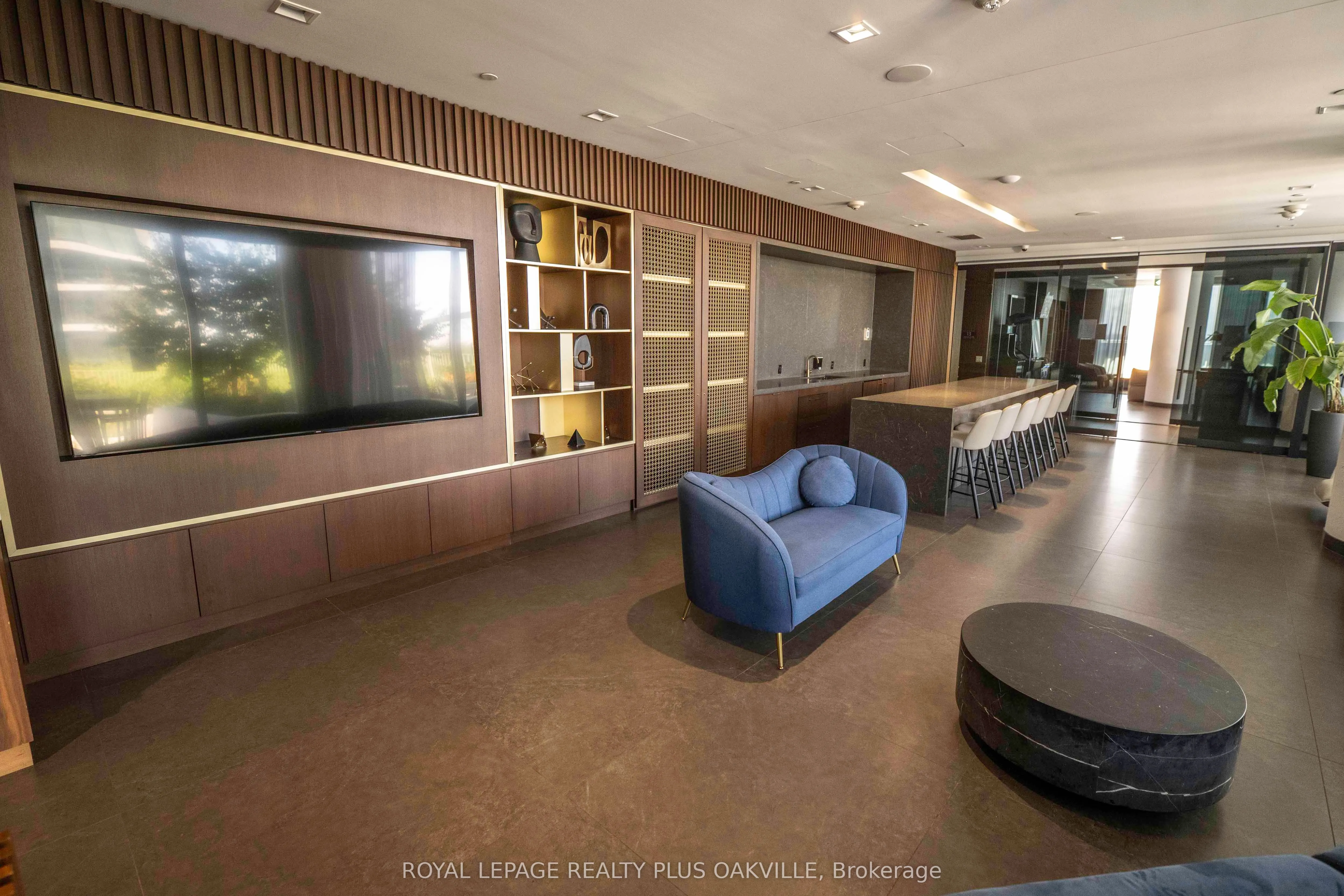 950 Portage Parkway, #3315