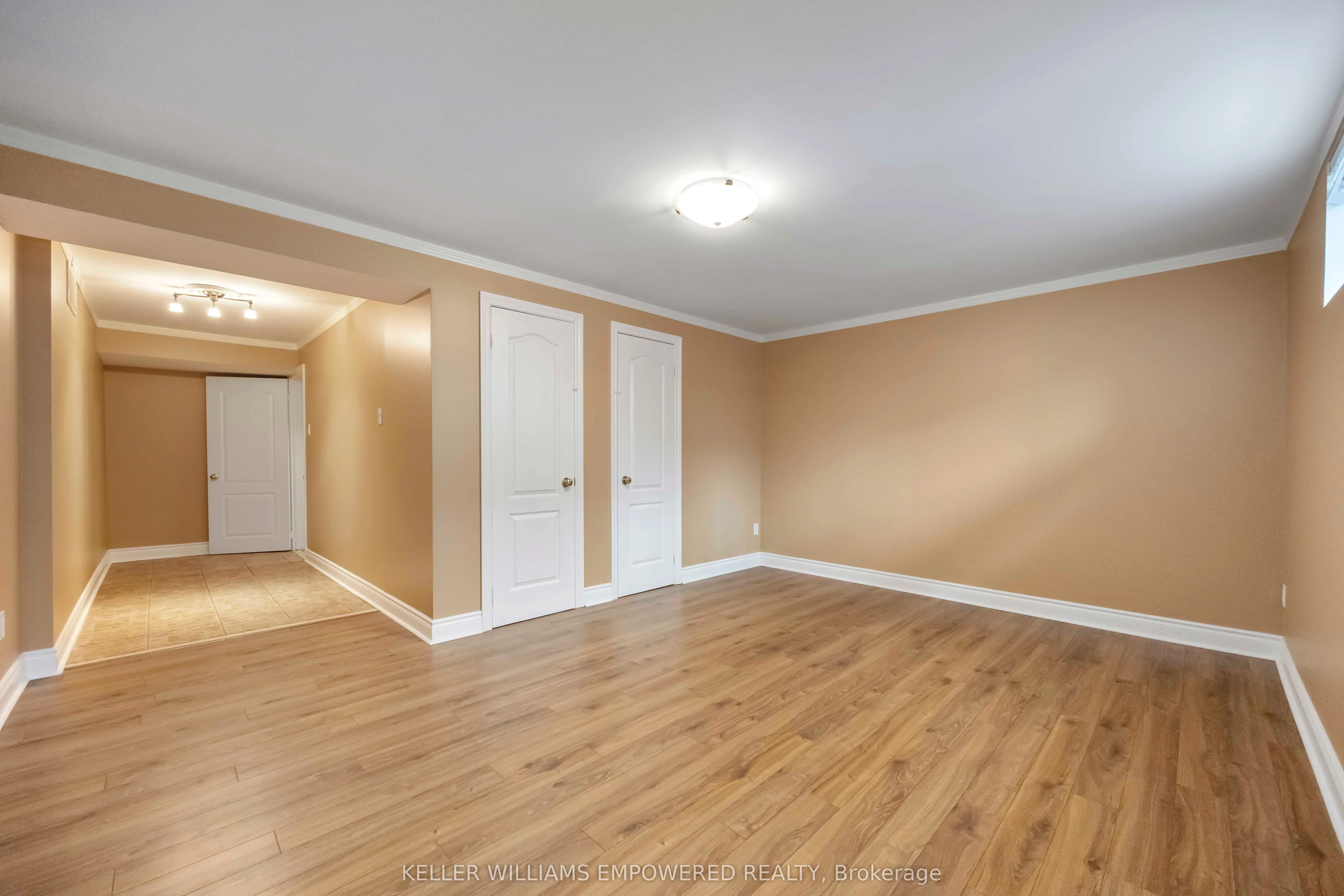 60 Brookside Road