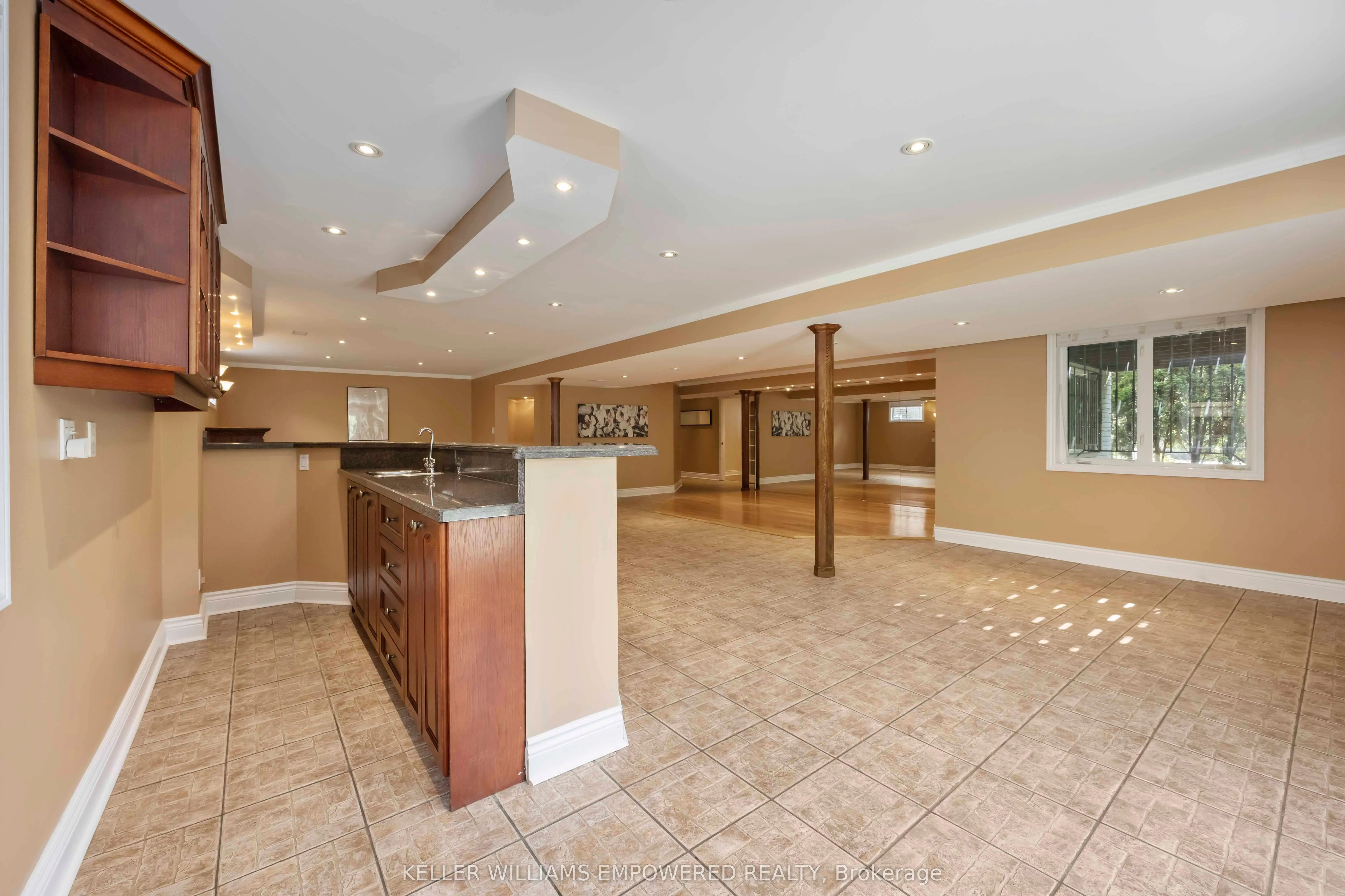 60 Brookside Road