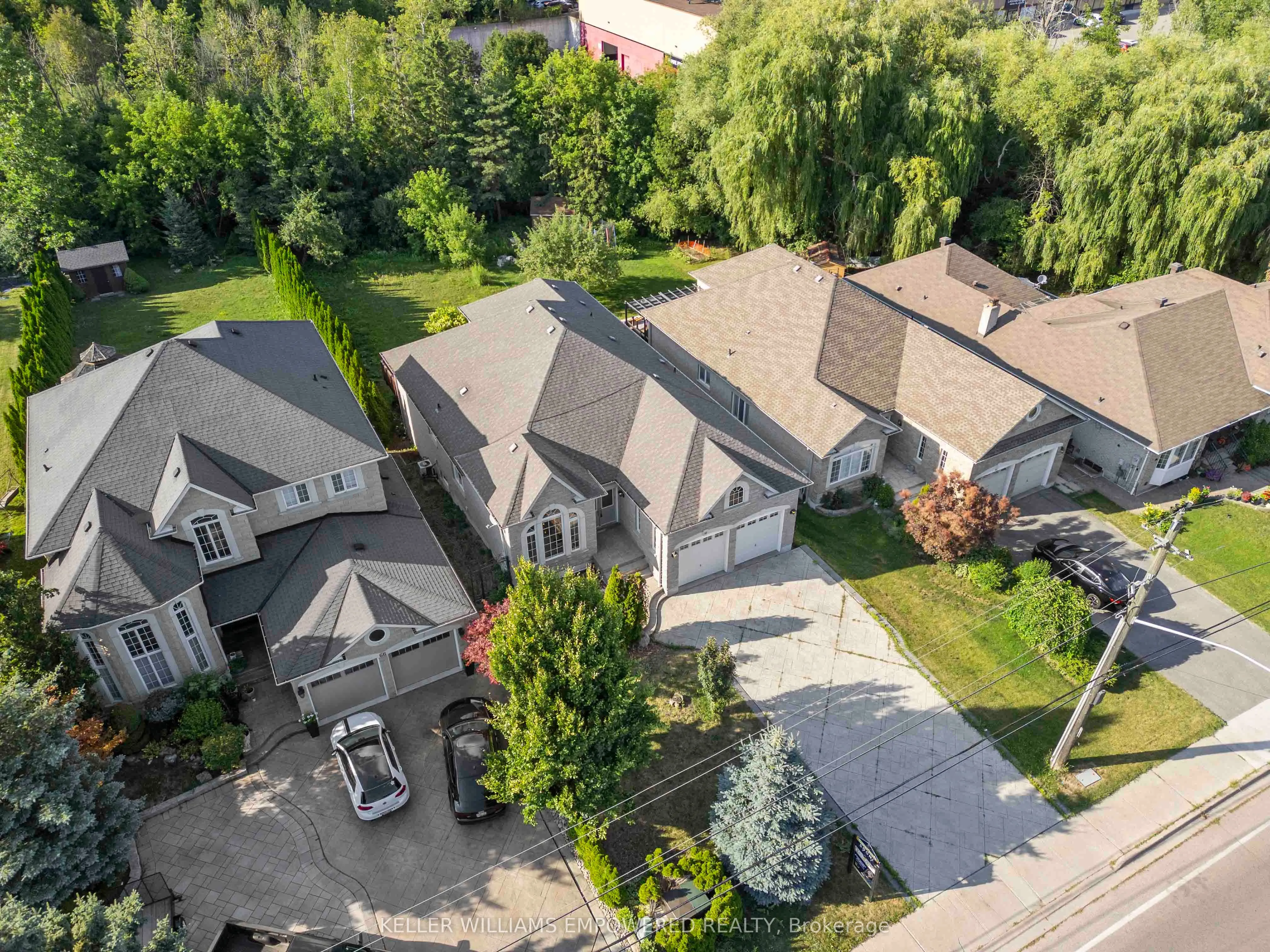 60 Brookside Road