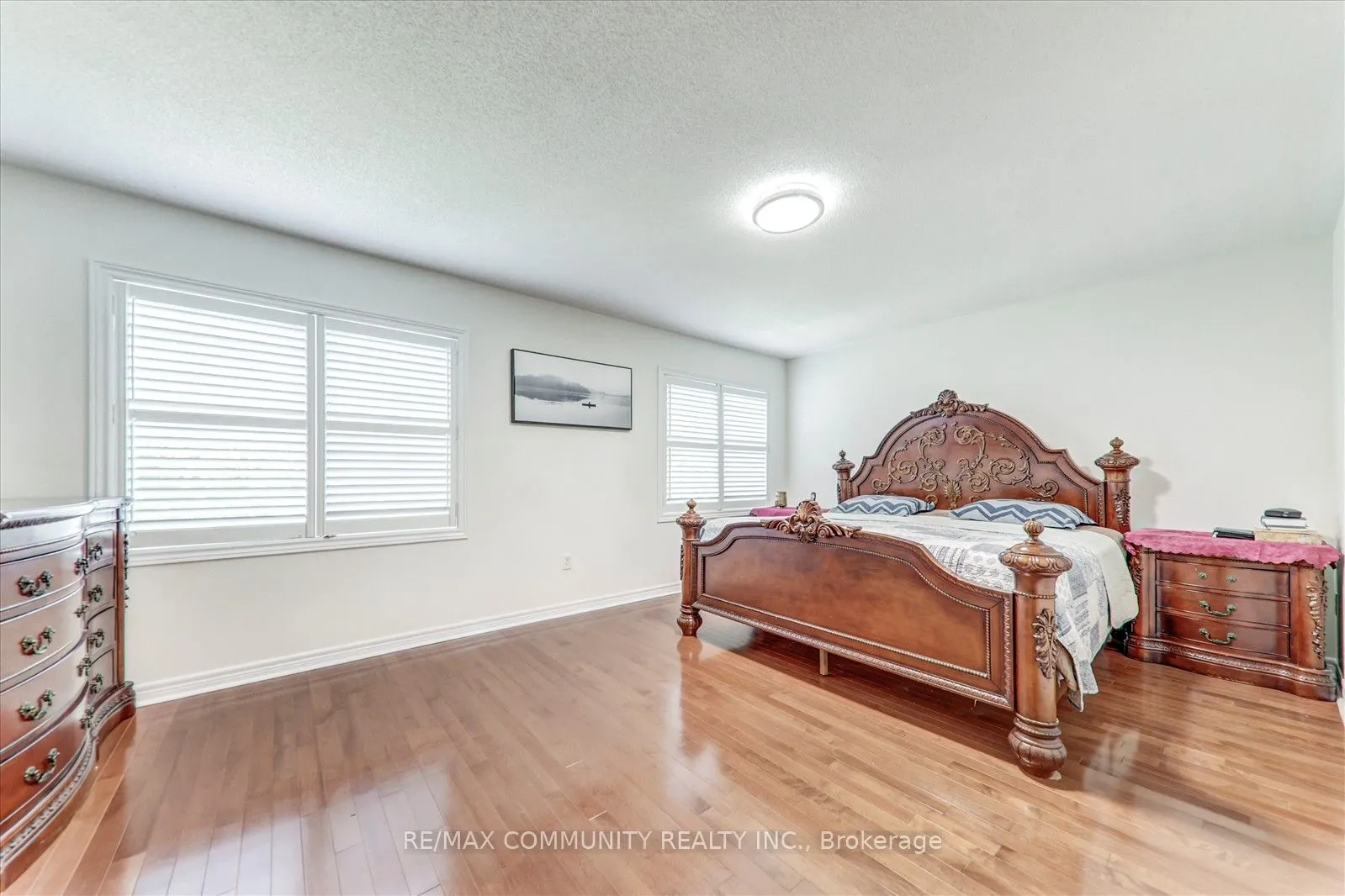 138 West Lawn Crescent