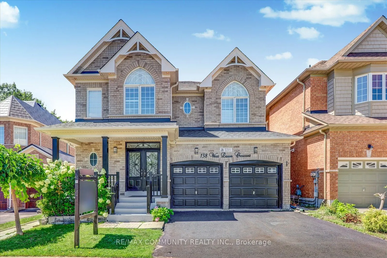 138 West Lawn Crescent