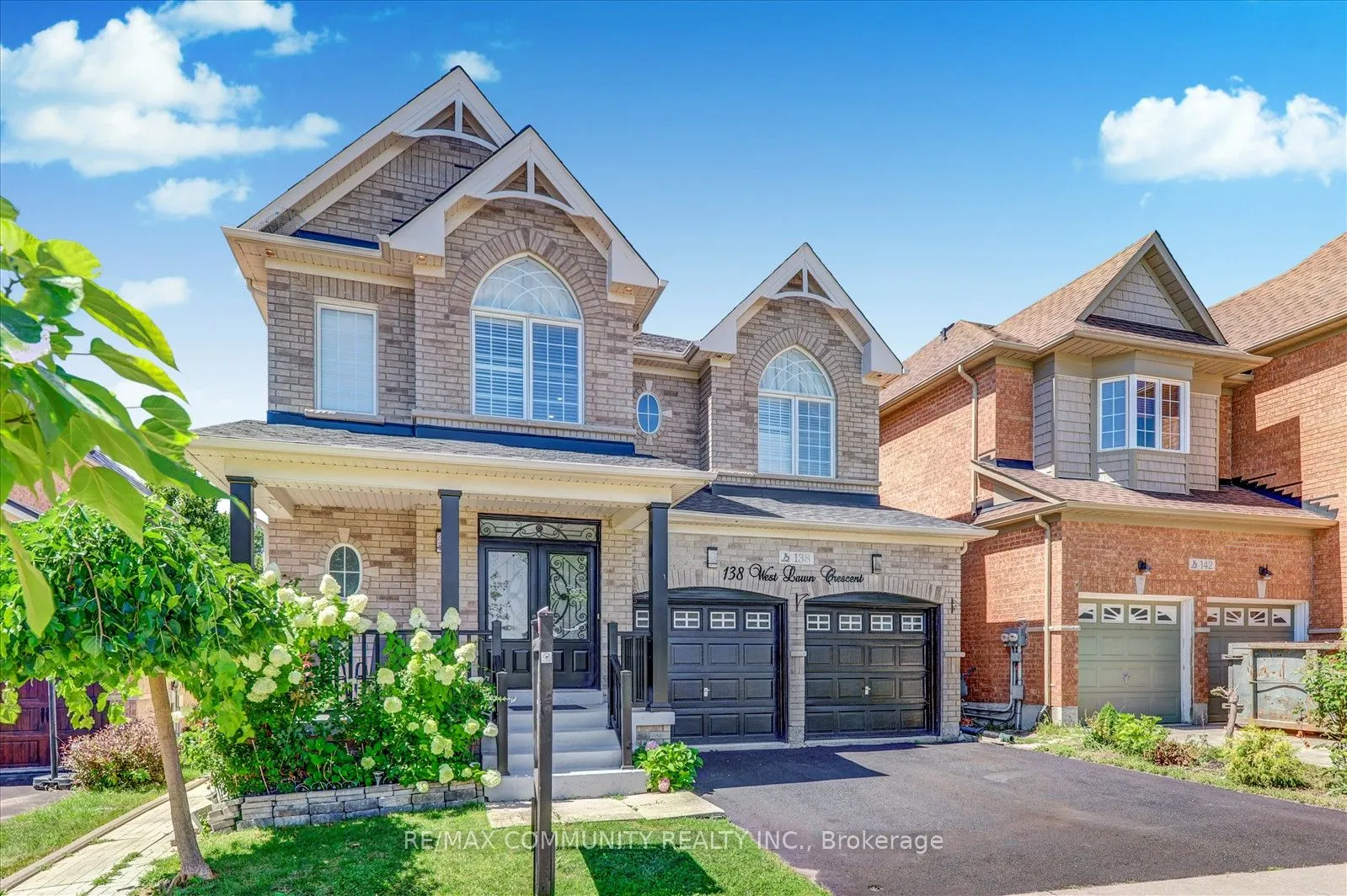138 West Lawn Crescent