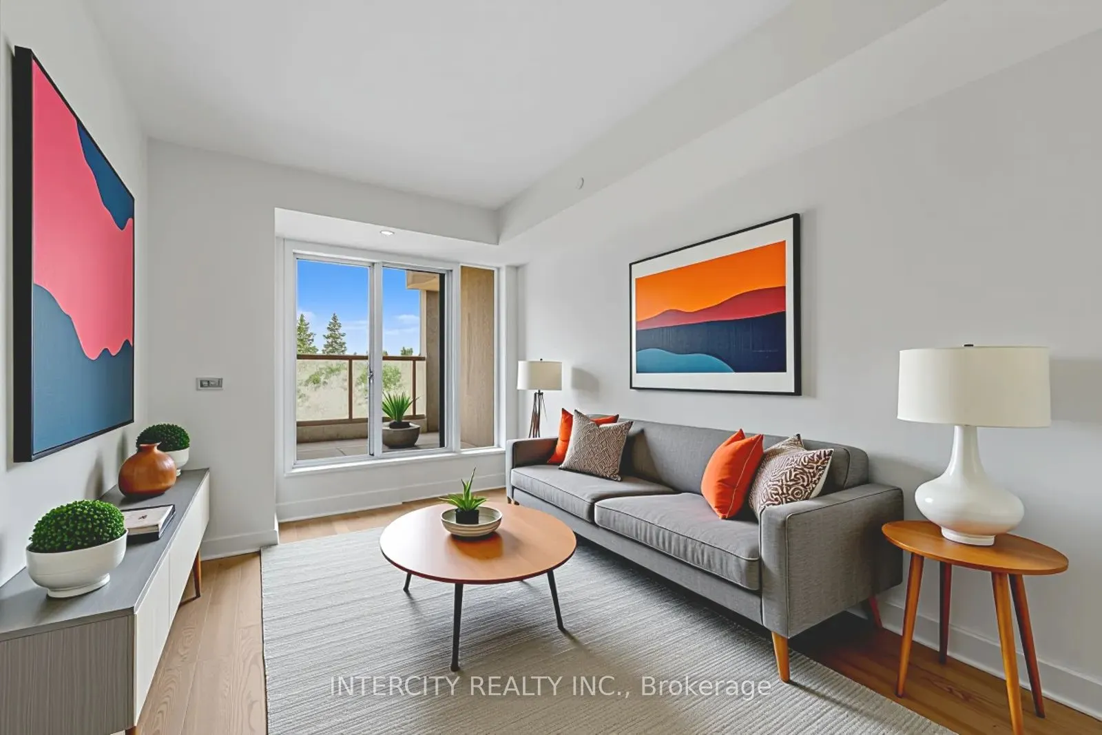 2075 King Road, #332