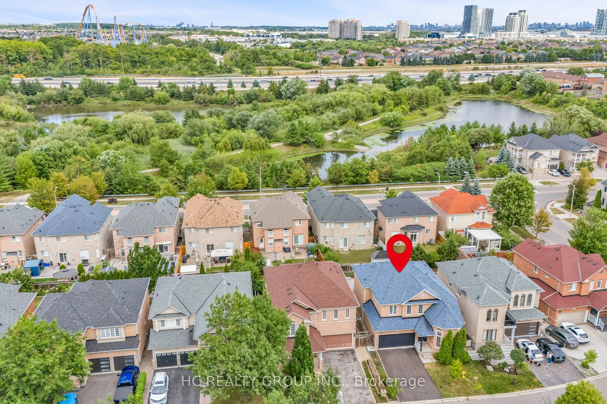 130 Royview Crescent