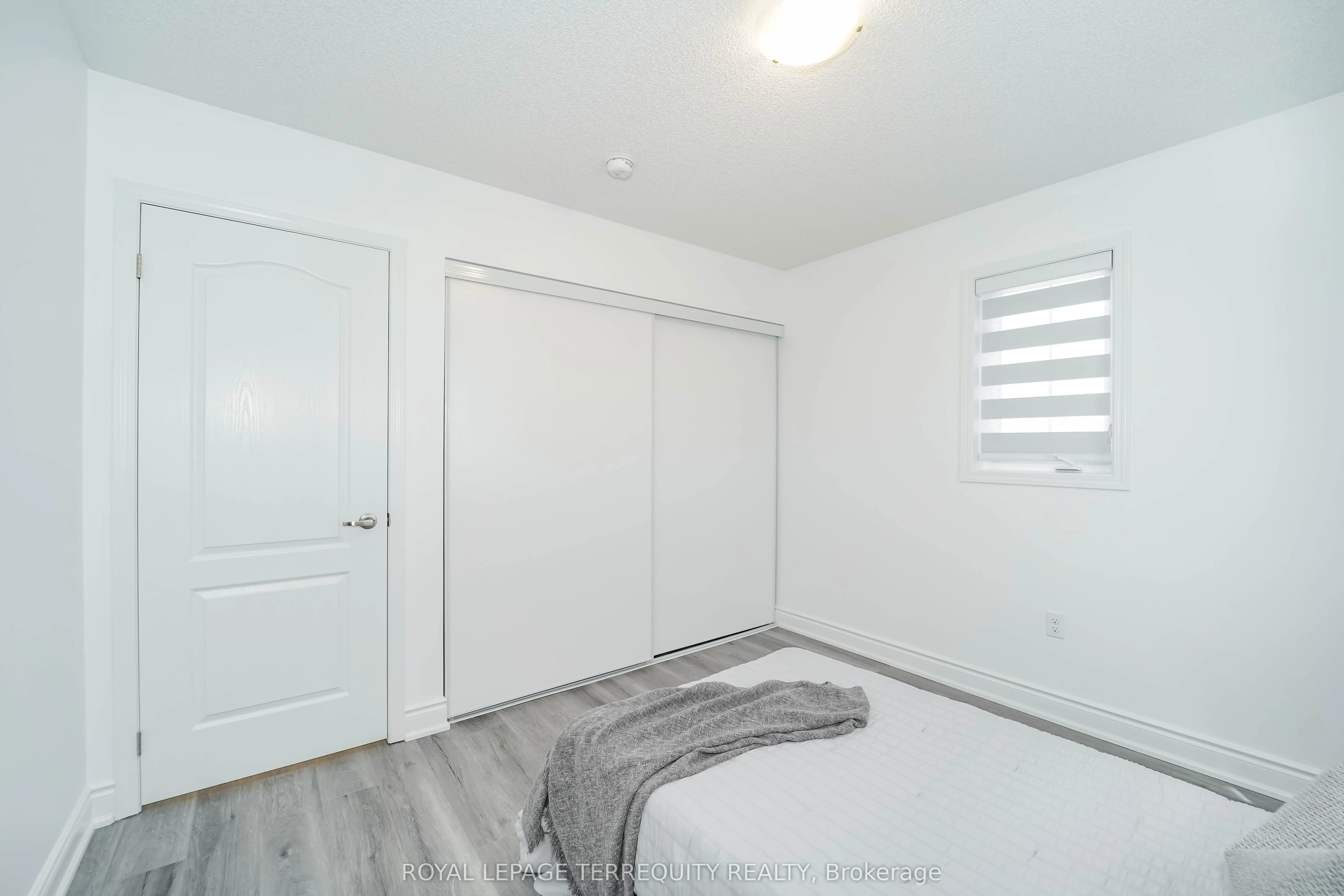 2251 Whitewood Crescent