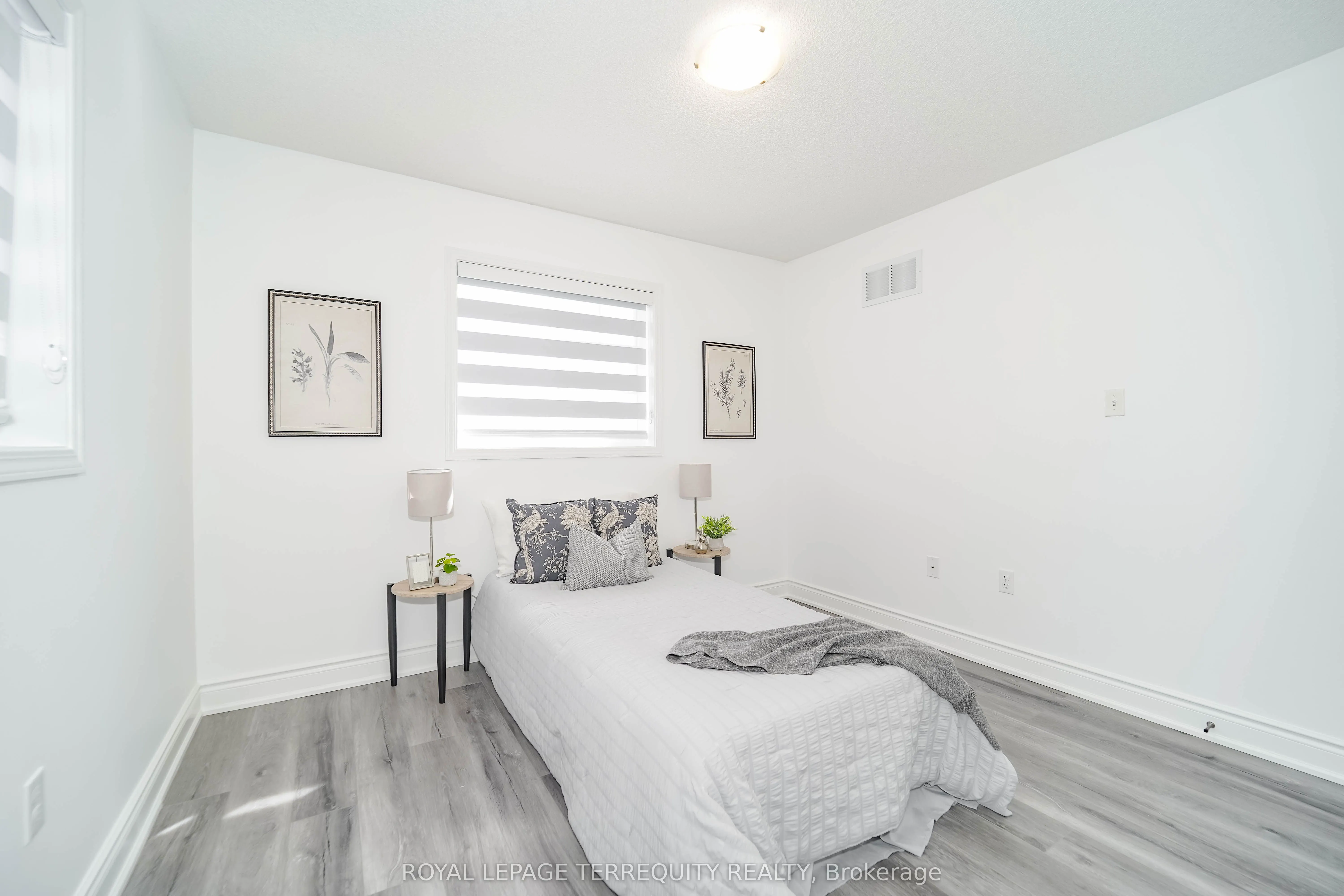 2251 Whitewood Crescent