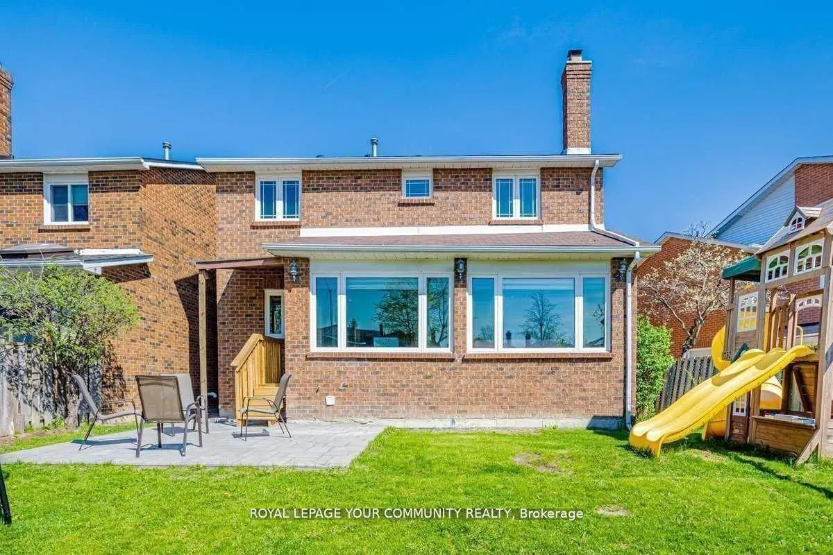 26 Millcroft Way