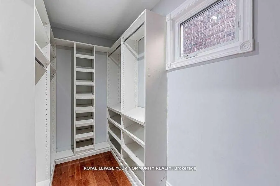 26 Millcroft Way