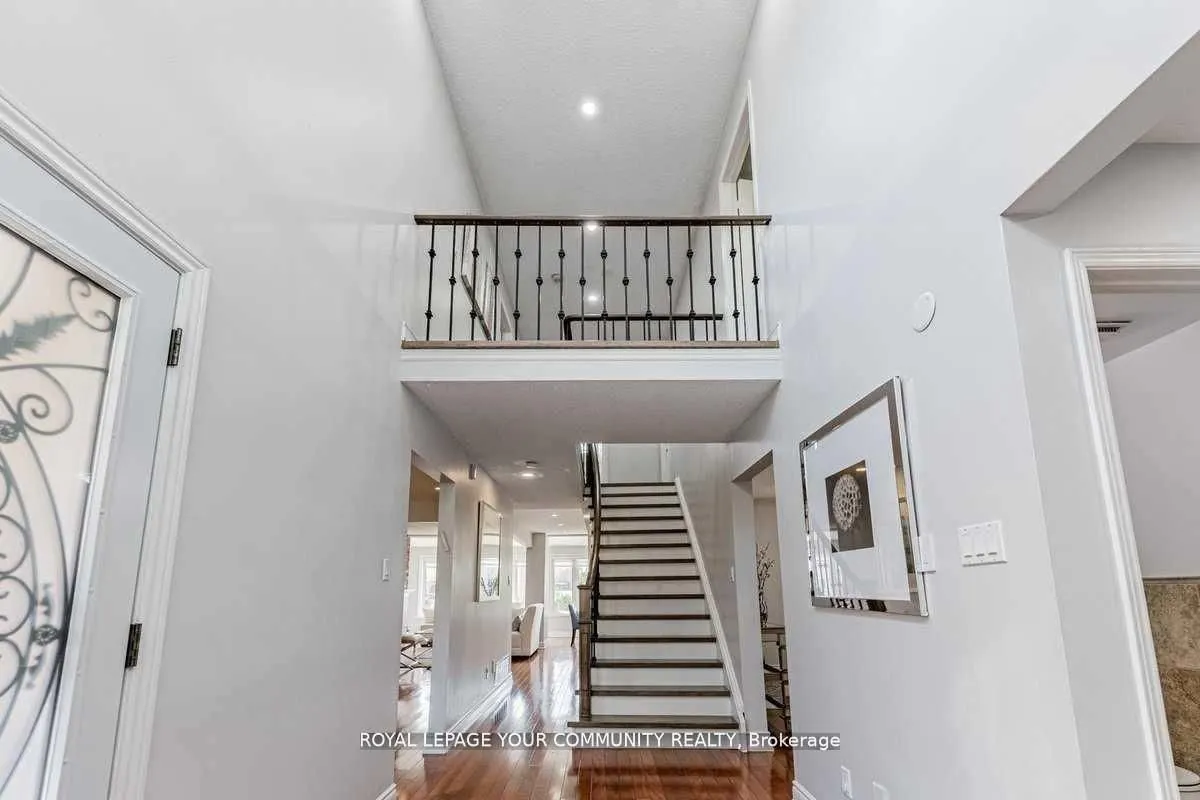 26 Millcroft Way