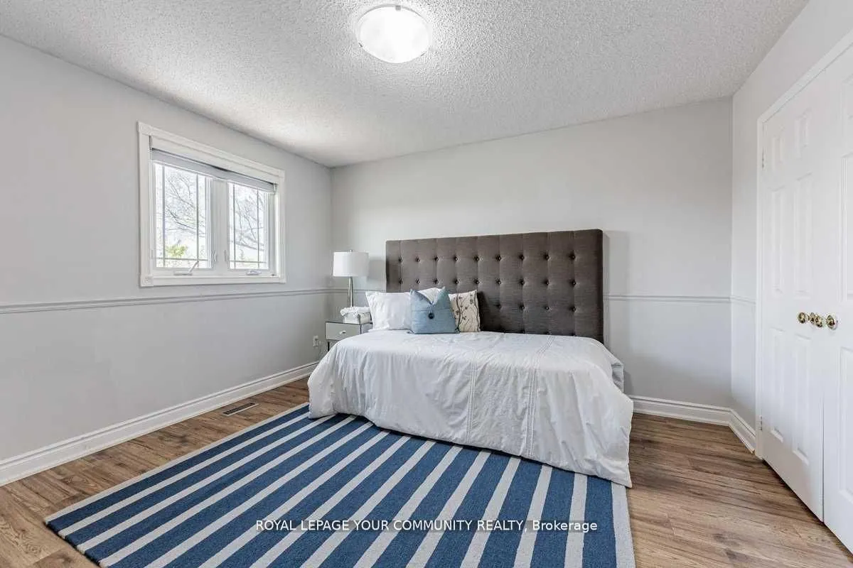 26 Millcroft Way