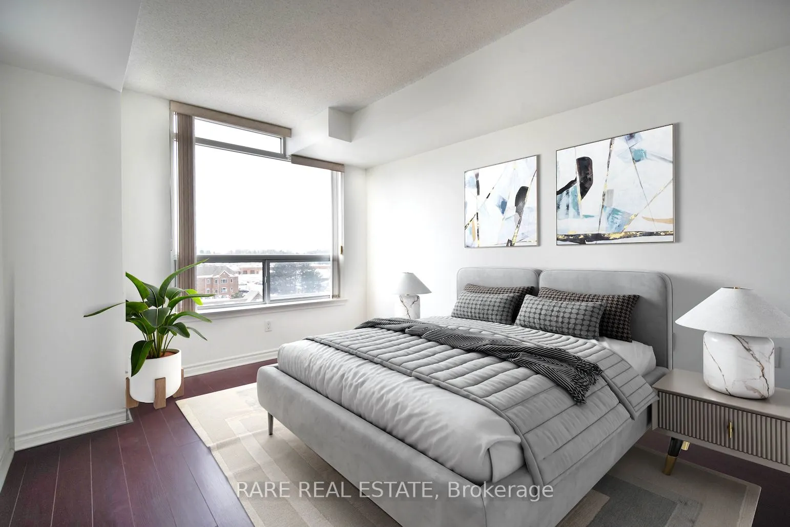 9015 Leslie Street, #807