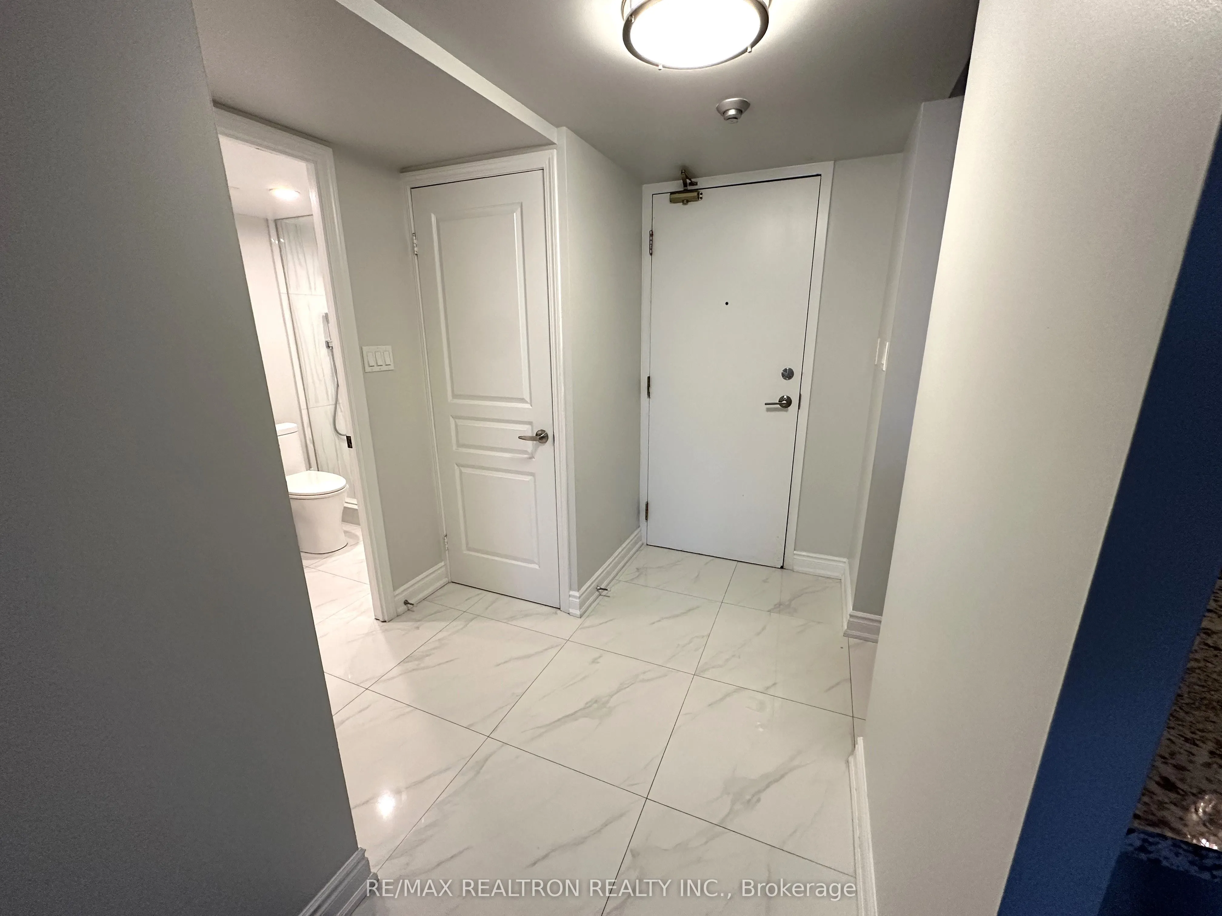 19 Northern Heights Drive, #405
