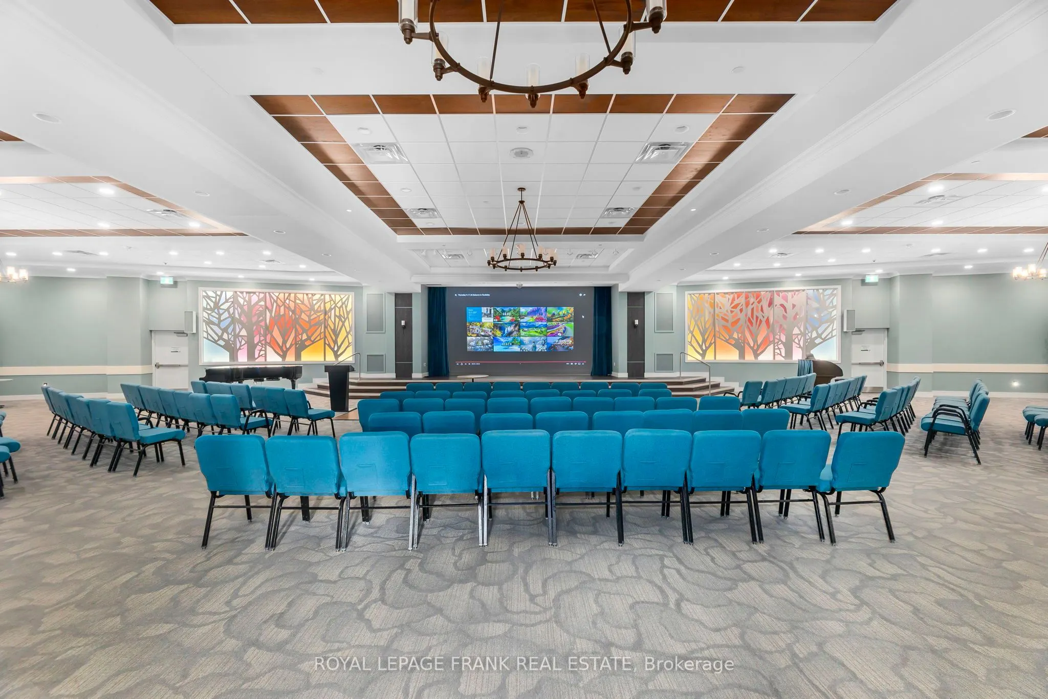 420 William Graham Drive, #320