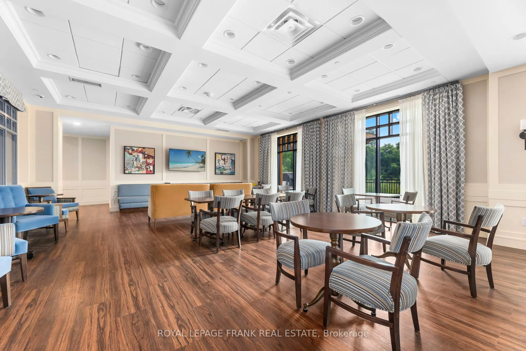 420 William Graham Drive, #320